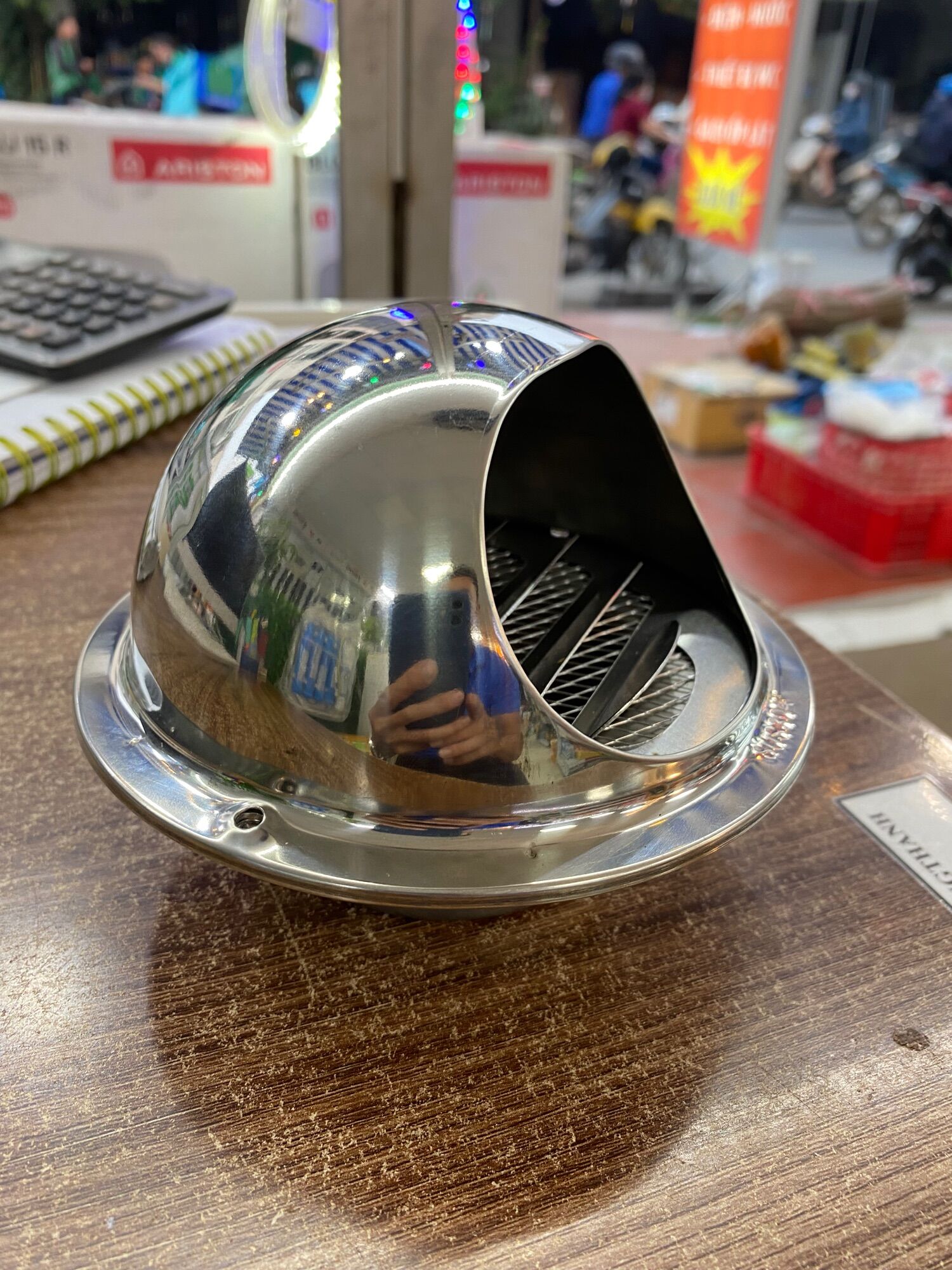 Bịt chụp thông hơi inox sus 304 d110