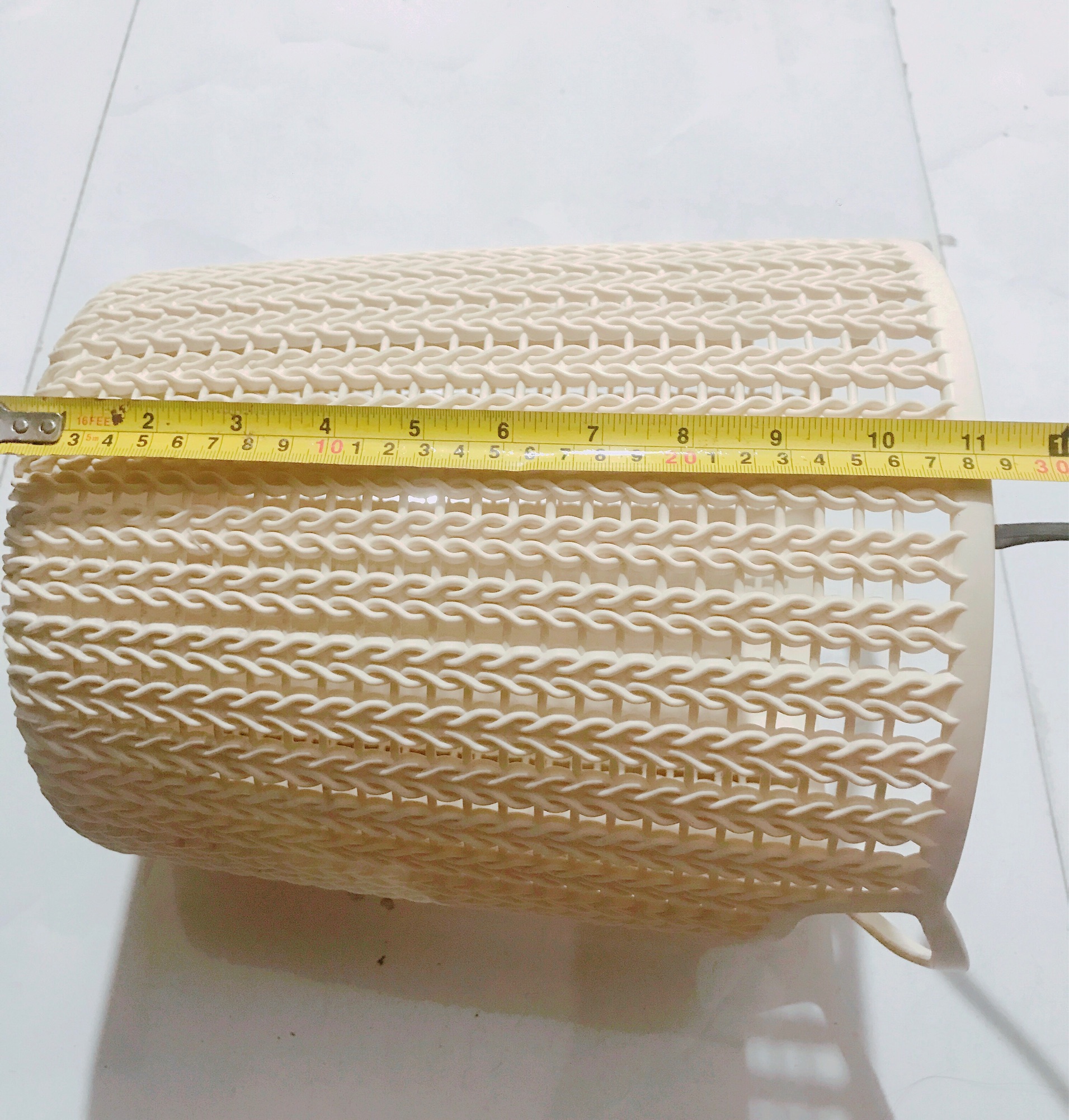 Sọt nhựa đa năng đan mây mầu kem