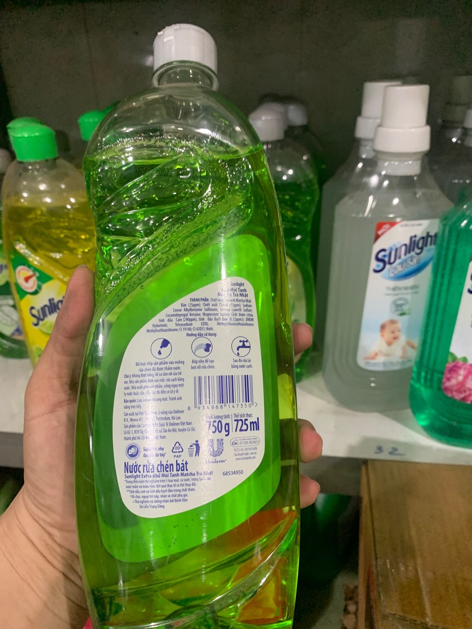 Nước rửa chén Sunlight trà xanh chai 750 ml