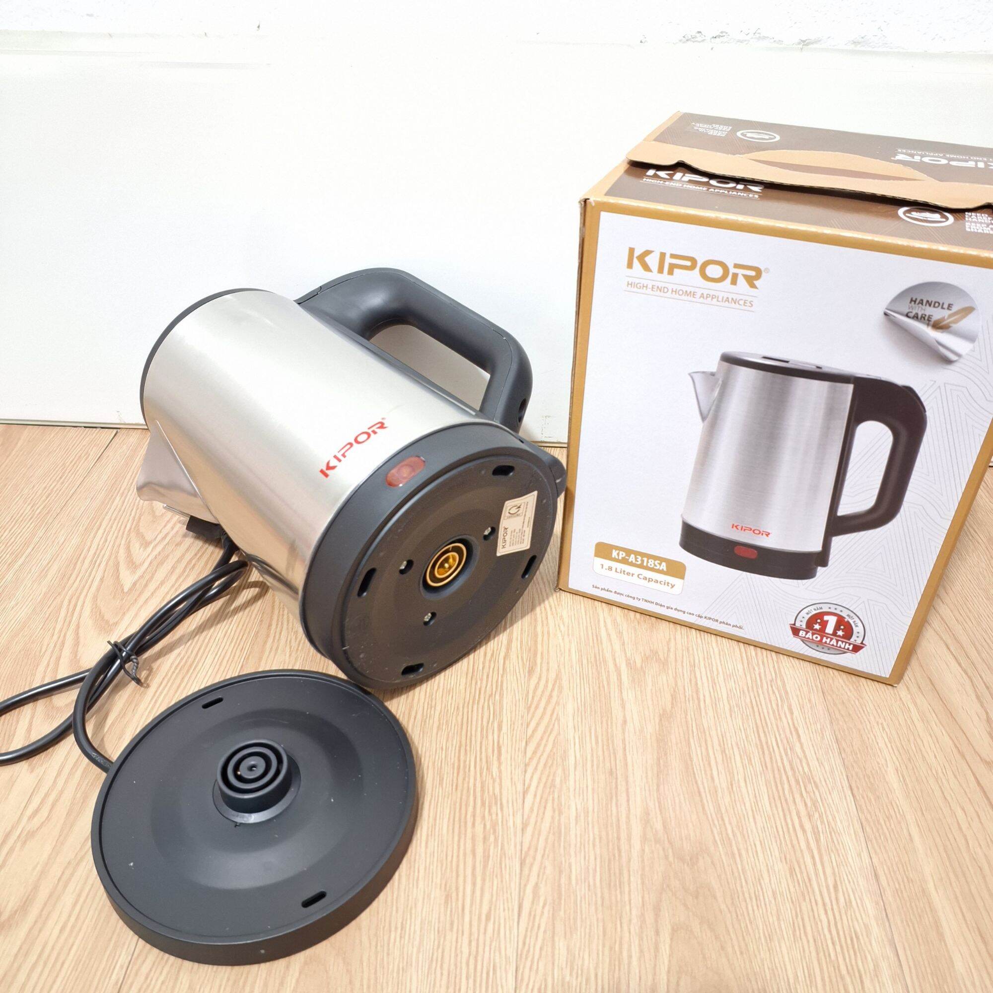 Ấm siêu tốc Kipor 1.8L. Hàng chính hãng
