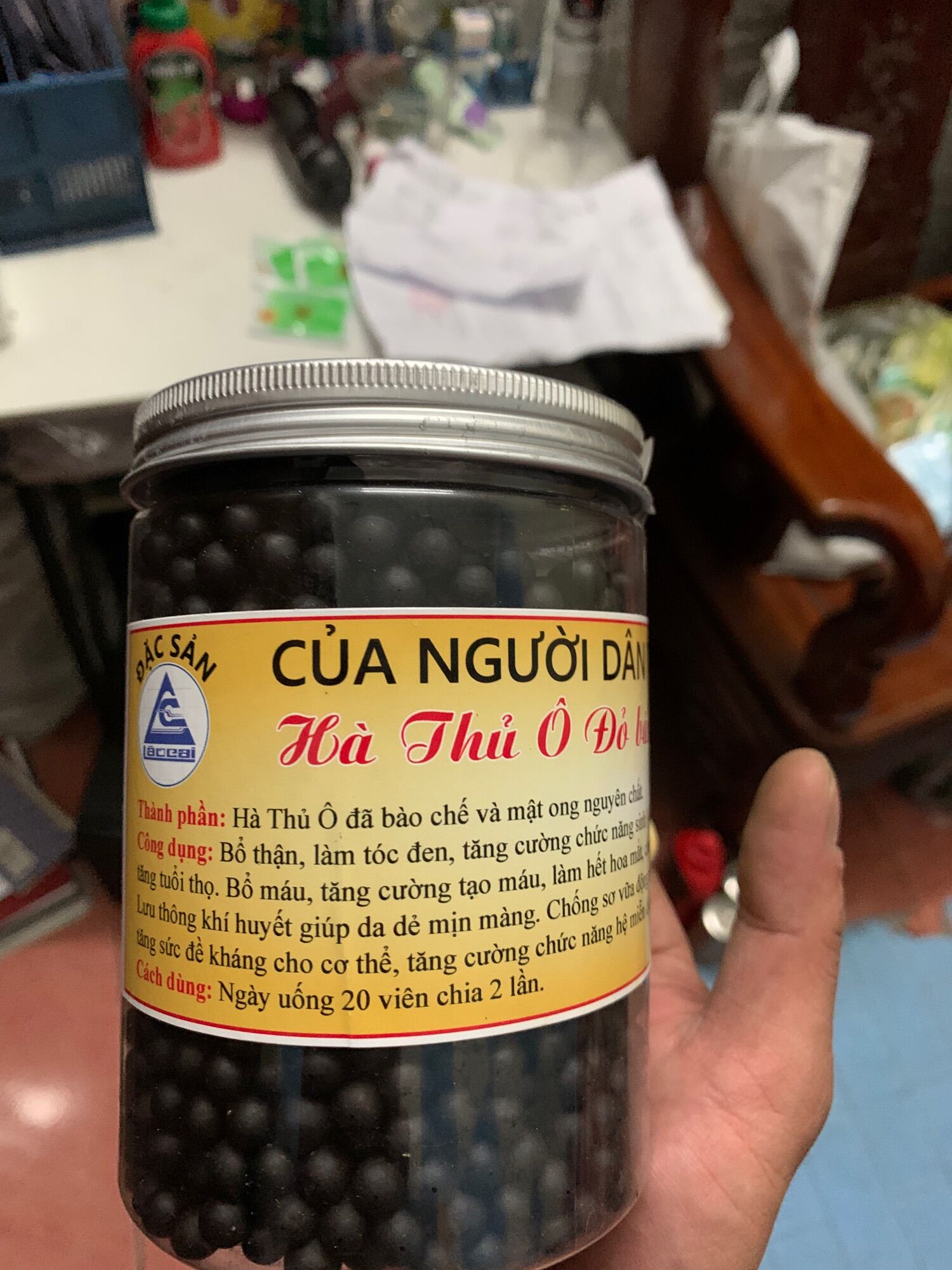 Hà thủ ô bào chế cùng mật ong hoàn toàn tự nhiên 100%