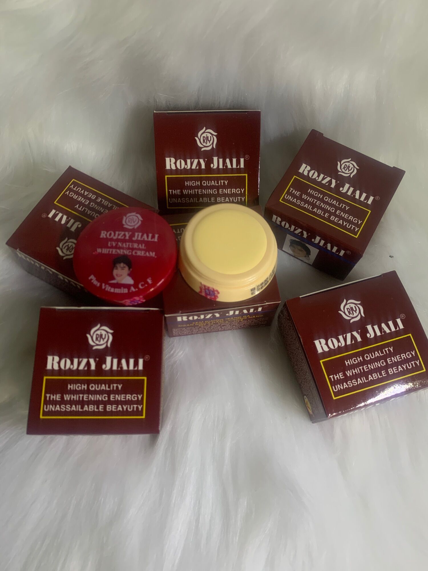 Combo 6 Kem Rojzy Jiali ( hay còn gọi là bông hồng nâu hay sâm nâu)