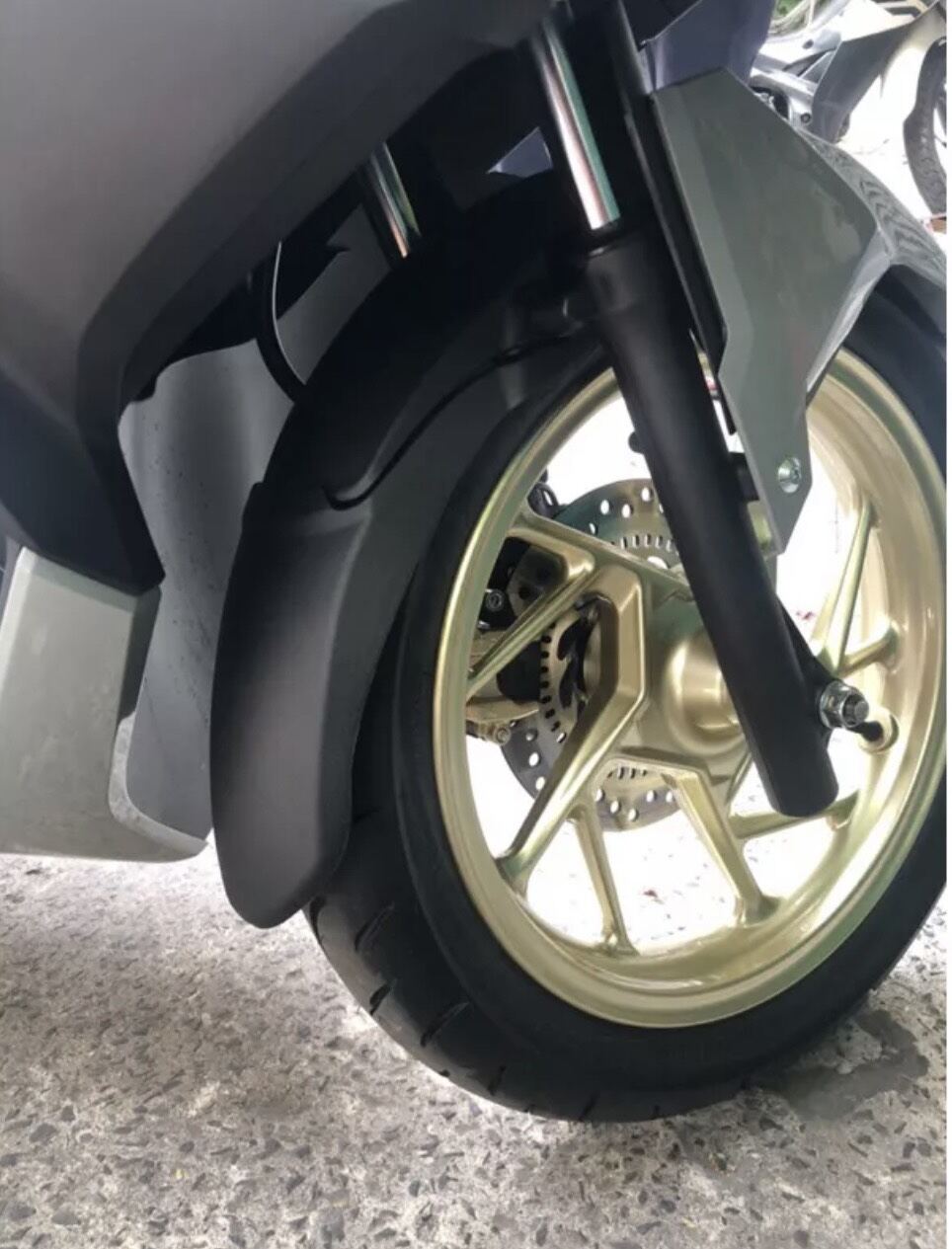 Dè Chắn Bùn Trước Xe VARIO 160