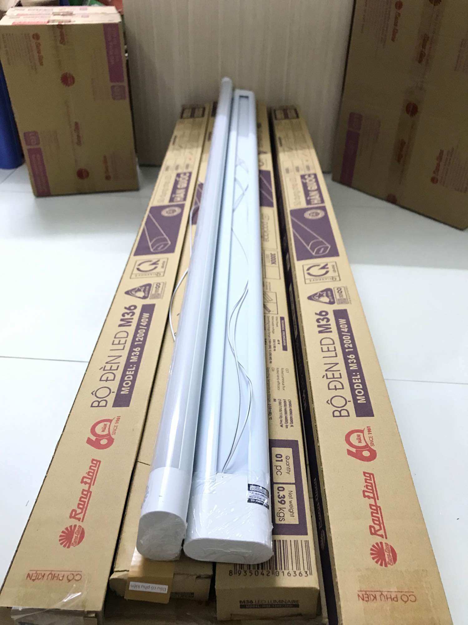 Bóng đèn bán nguyệt M36 1m2 40W Rạng Đông