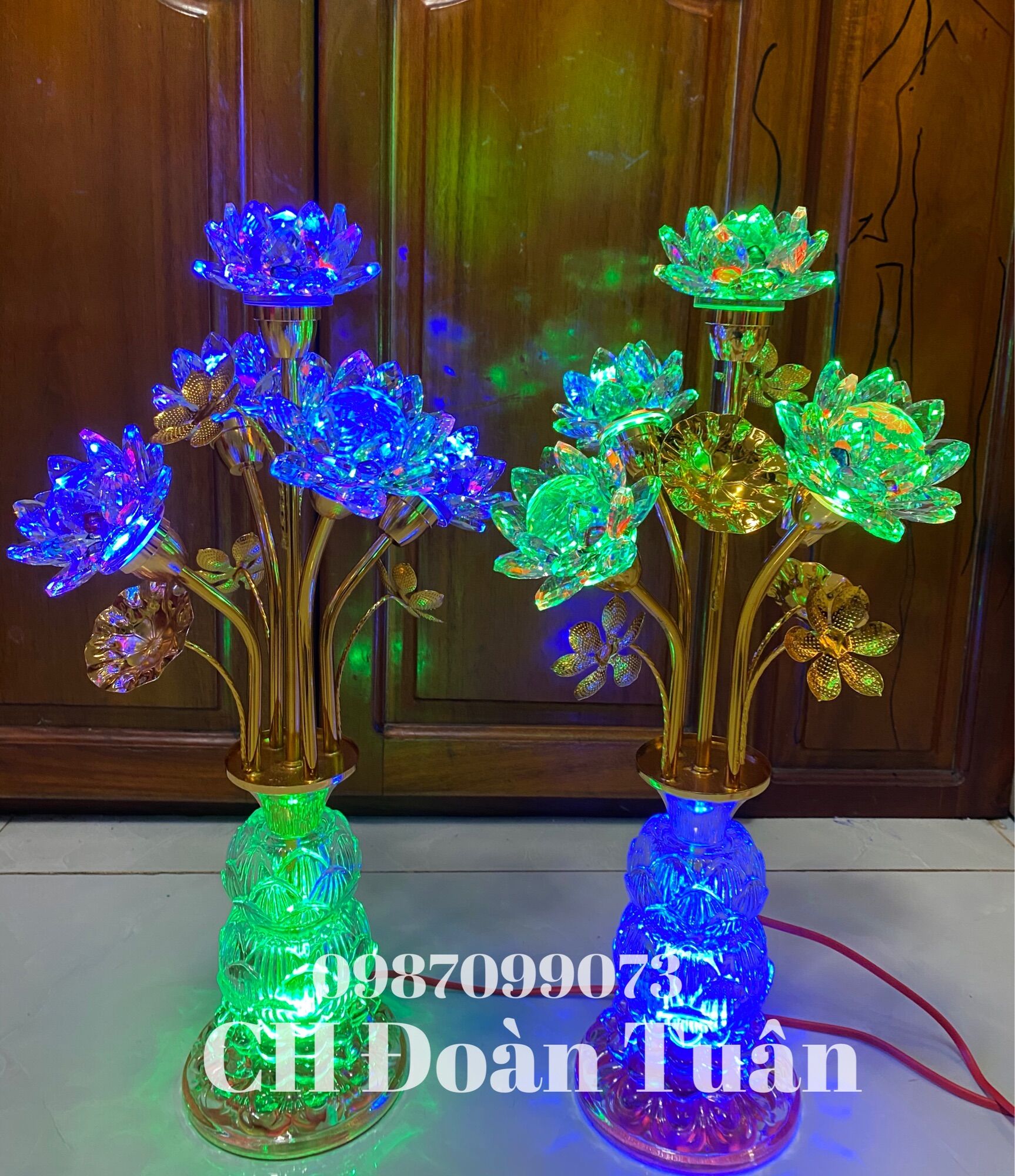 MỘT CẶP ĐÈN THỜ BÌNH 5 BÔNG PHA LÊ ( GIÁ 2 CÂY ĐÈN)