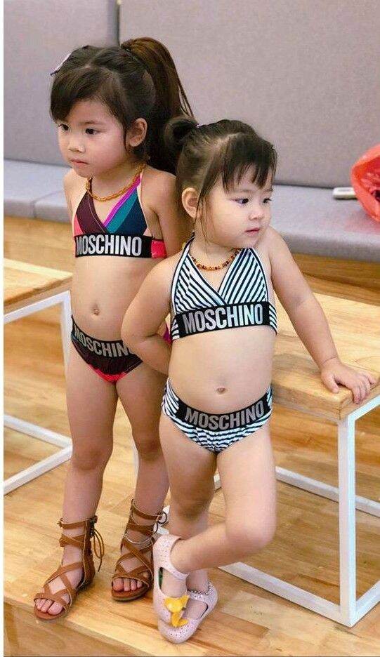 Bikini Moschino cao cấp cho bé gái