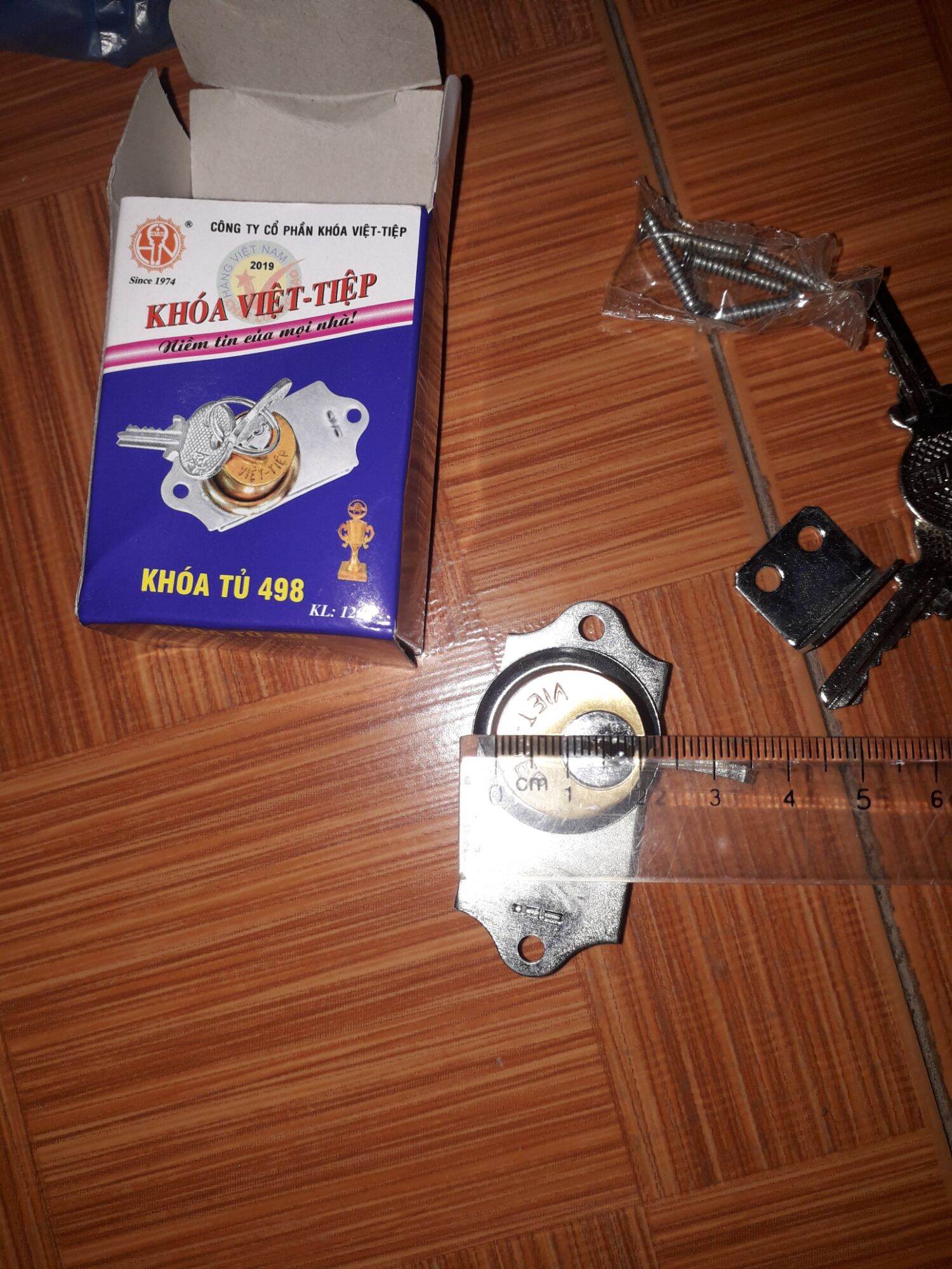 Khóa tủ việt tiệp