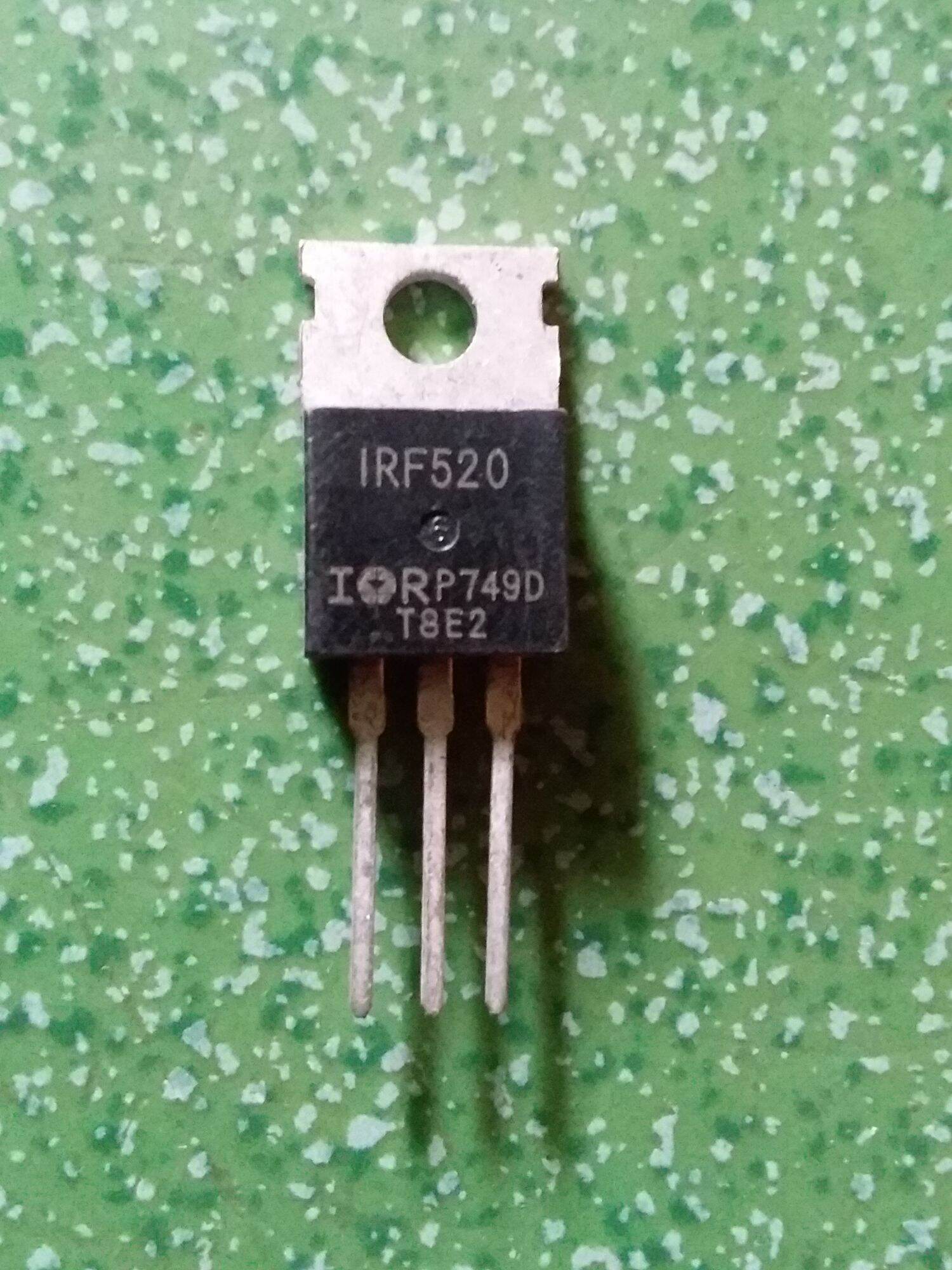 1 CHIẾC MOSFET IRF520