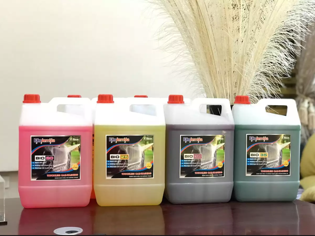 DUNG DỊCH RỬA XE KHÔNG CHẠM EKOKEMIKE BIO 30 - 5L
