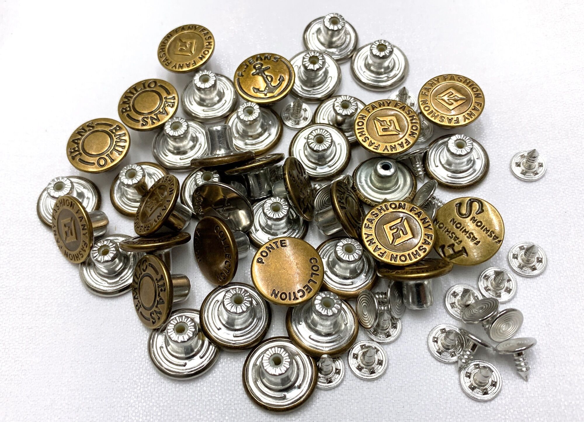 10 nút jean 17mm và 20mm.
