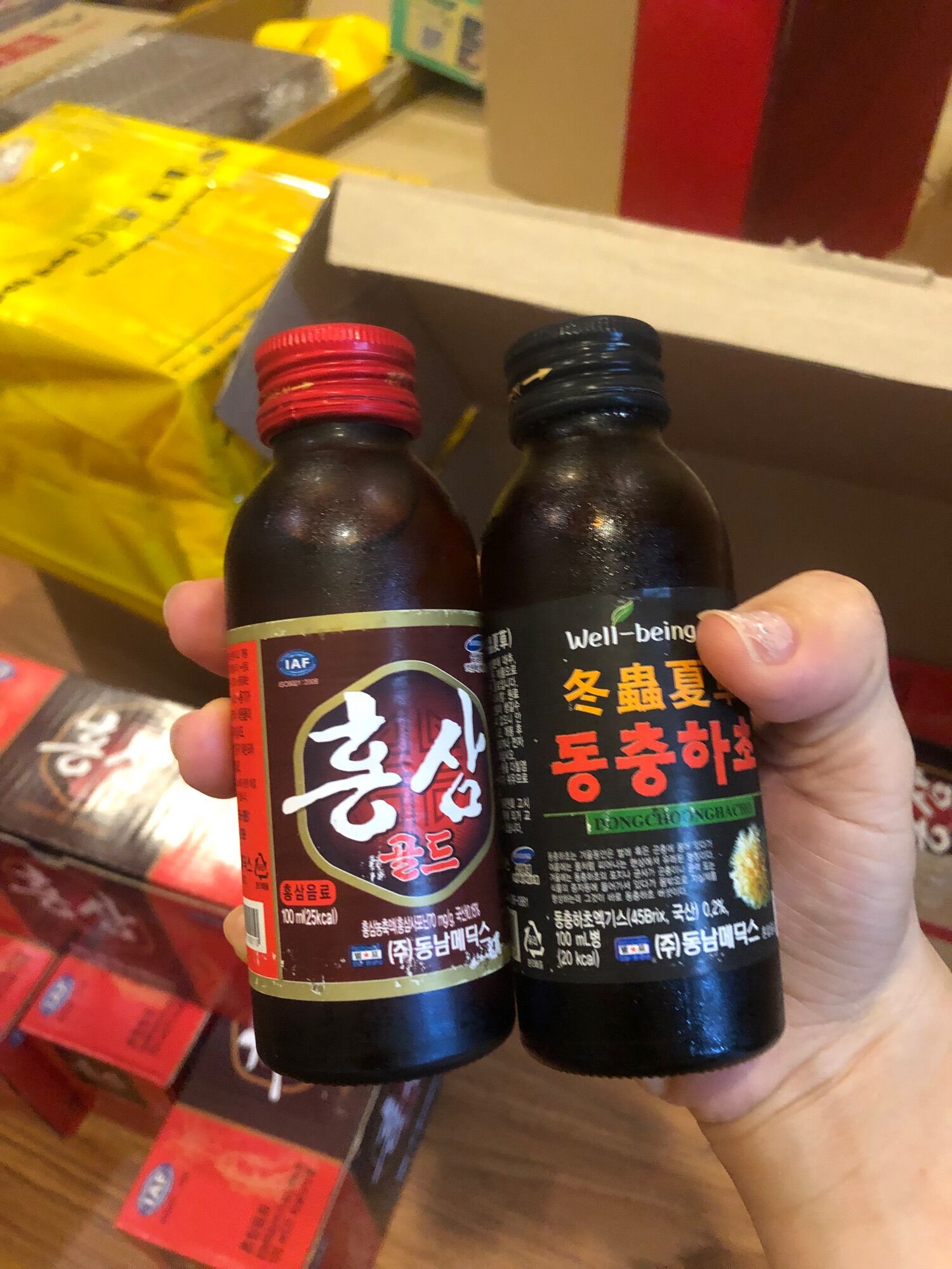 Nước uống đóng chai Hồng sâm - đông trùng hạ thảo Hàn Quốc 💯chính hãng