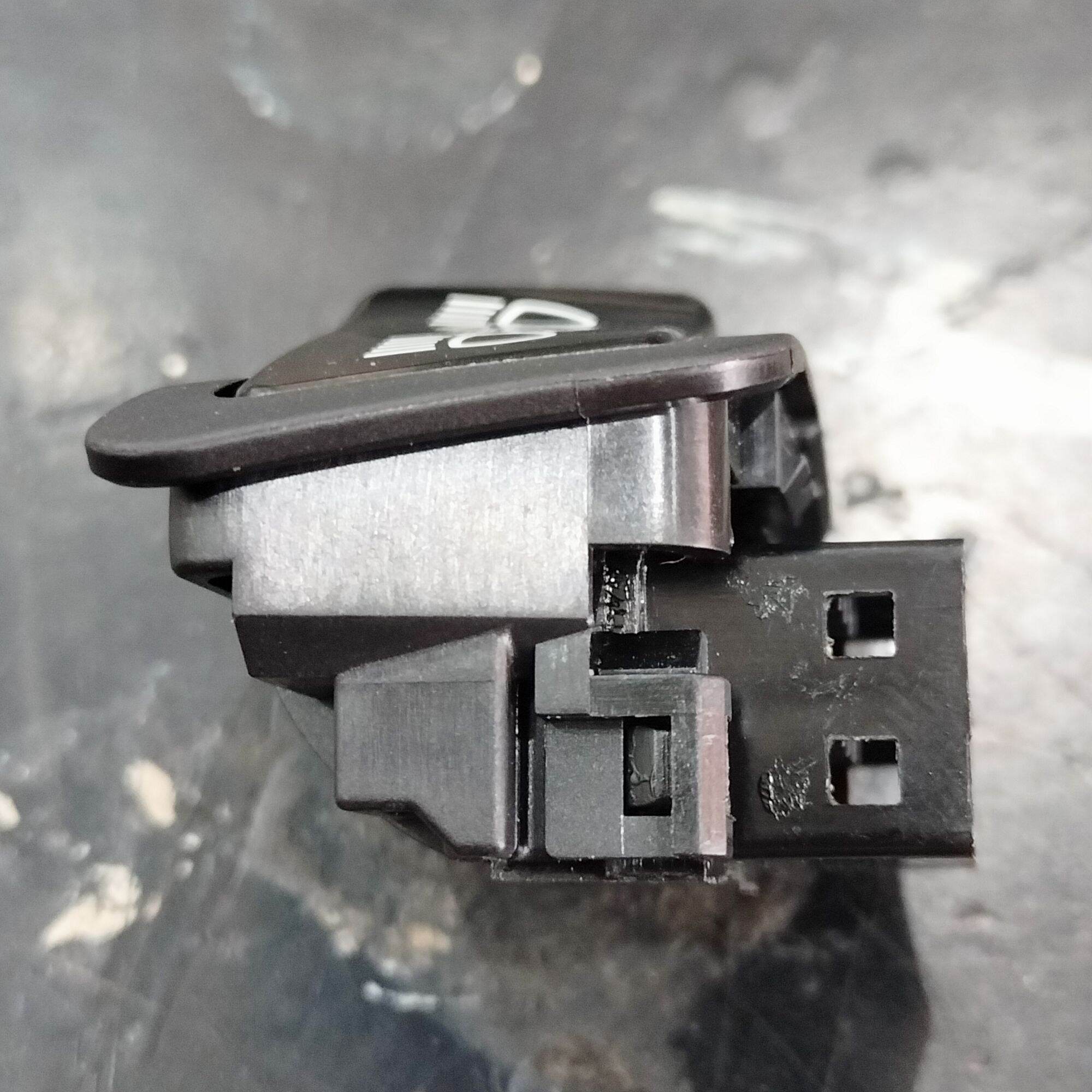 Công tắc đèn pha cốt xe máy Honda rsx ab vision blade wave future sh mode