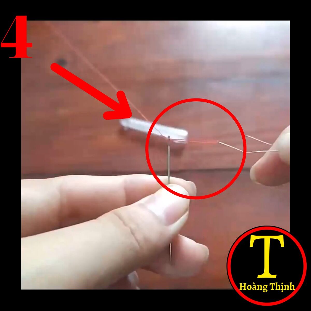2 Cây Xỏ Kim, Đồ Xỏ Kim