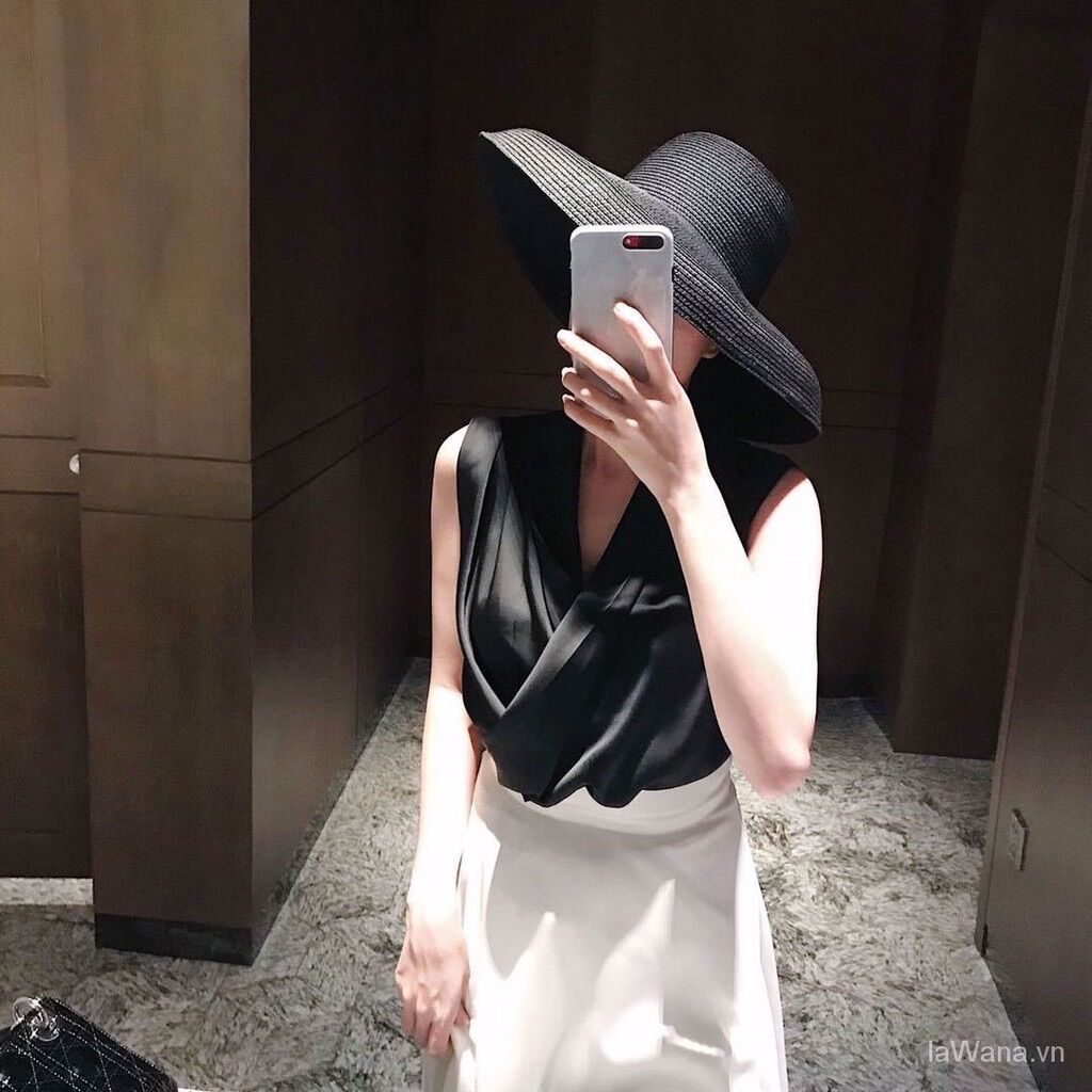 Áo sát nách cổ đổ vải lụa satin dành cho nữ sang trọng, tinh tế