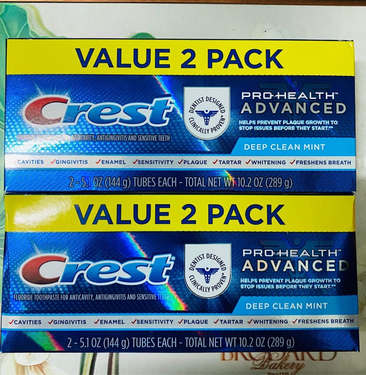 Lốc 02 kem đánh răng crest 3d white pro-health advanced 289g