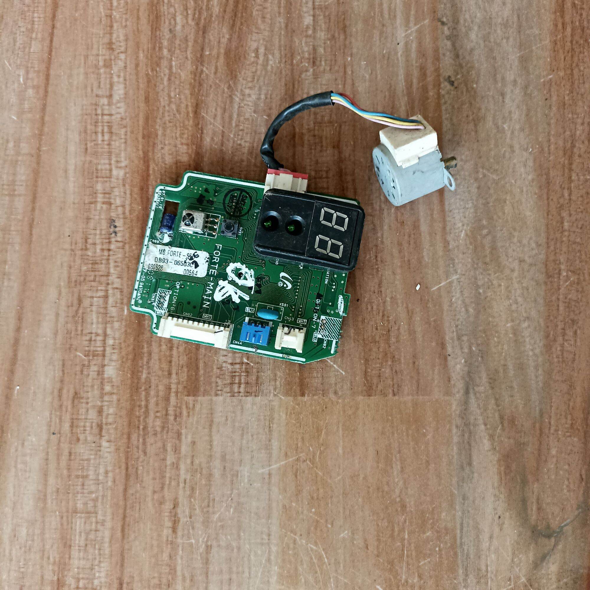 Bo mạch hiển thị điều hoà Samsung tháo máy OK loại 7