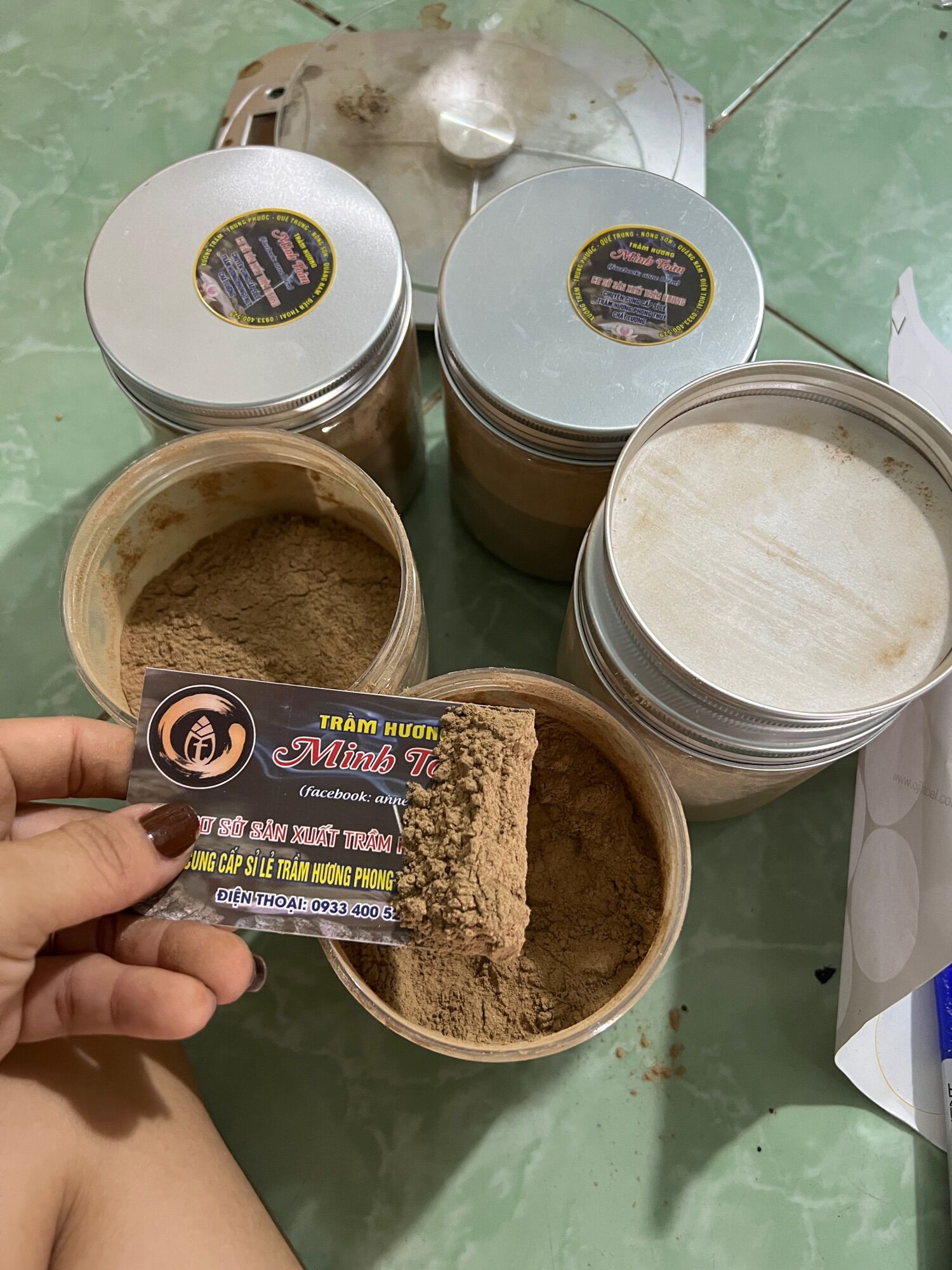 BỘT TRẦM HƯƠNG THIÊN NHIÊN THƠM NGỌT.100gr
