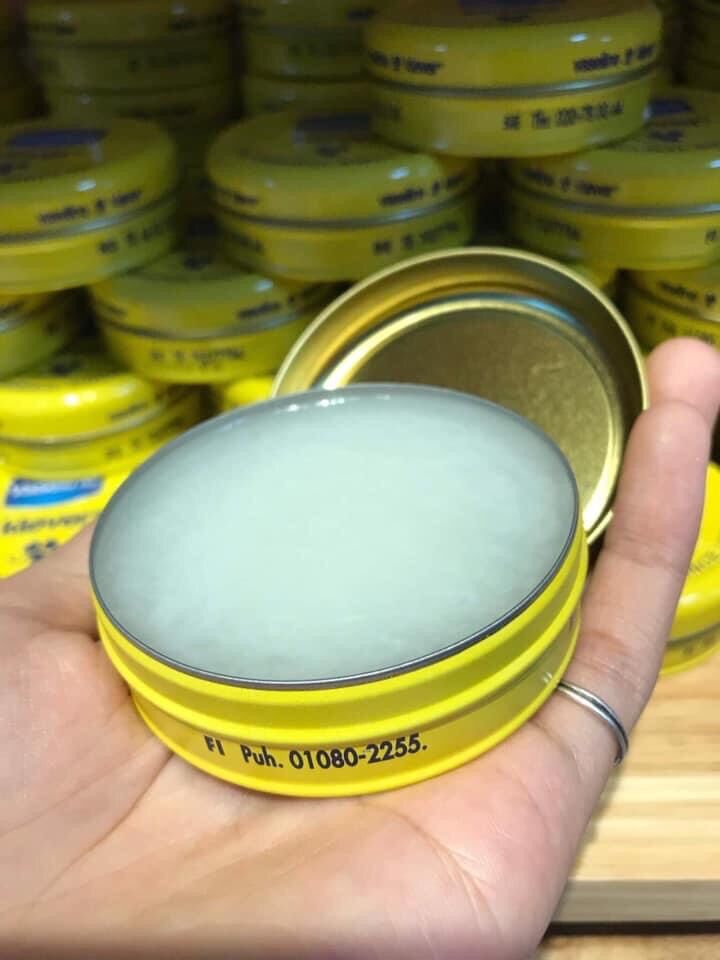Sáp dưỡng da và môi Vaseline Klover