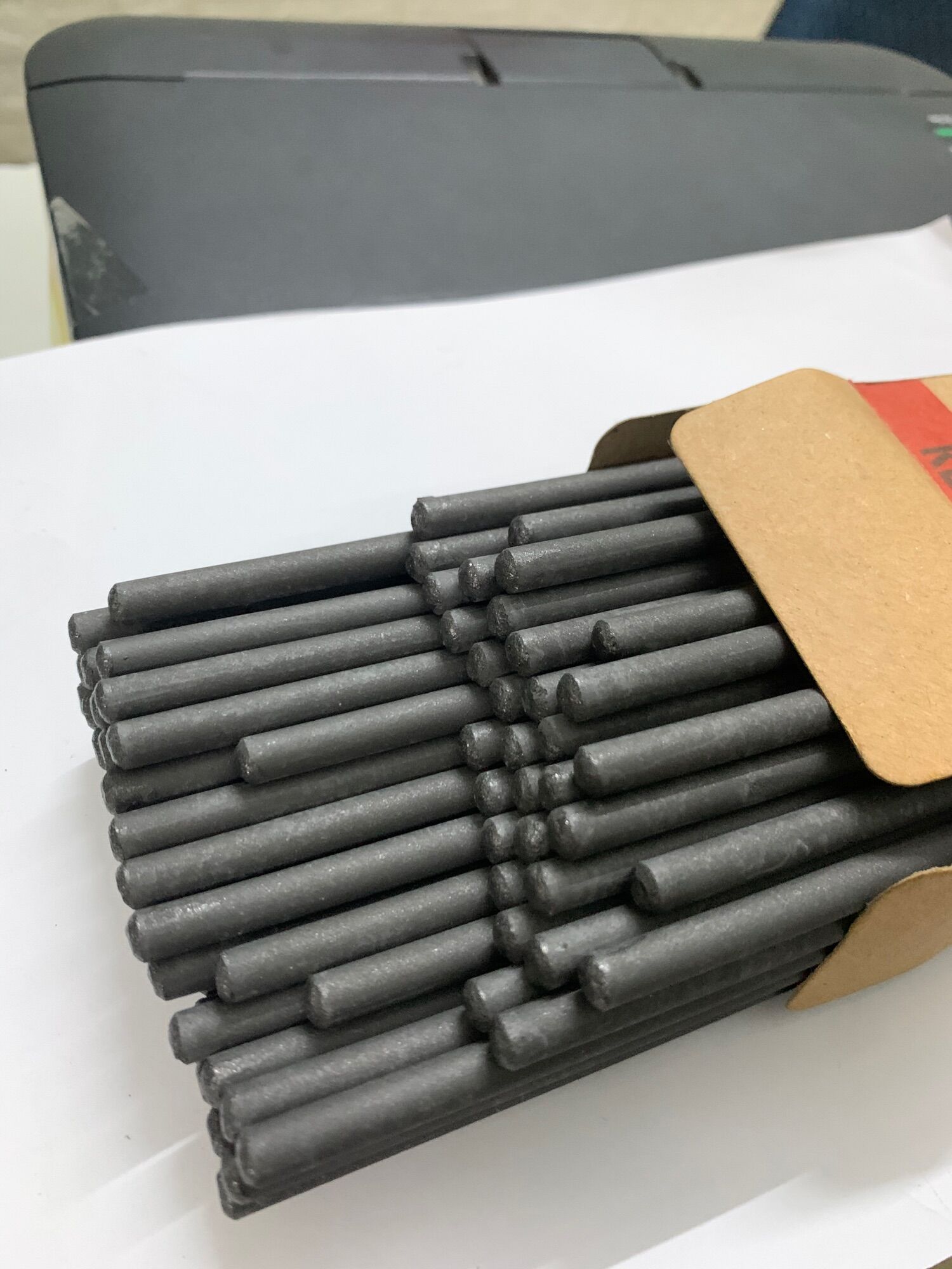 ( 10 que )que hàn đắp chống mài mòn DMn-500