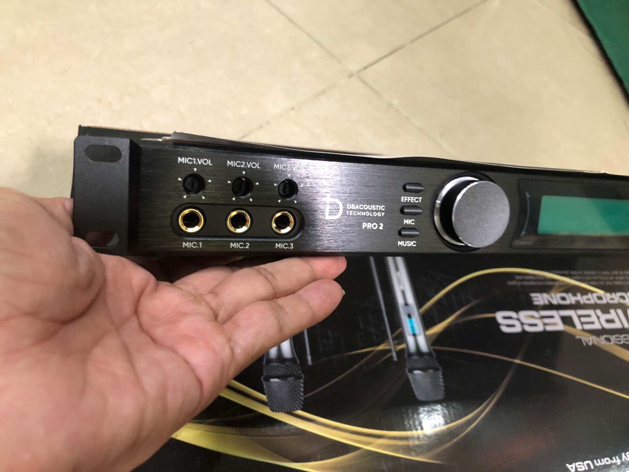 Vang số cao cấp dBacoustic PRO2 MAX - Hàng chính hãng SAL Việt Nam (sử dụng chip DSP chuyên biệt, âm thanh cực hay, chuyên dùng cho karaoke ViP)