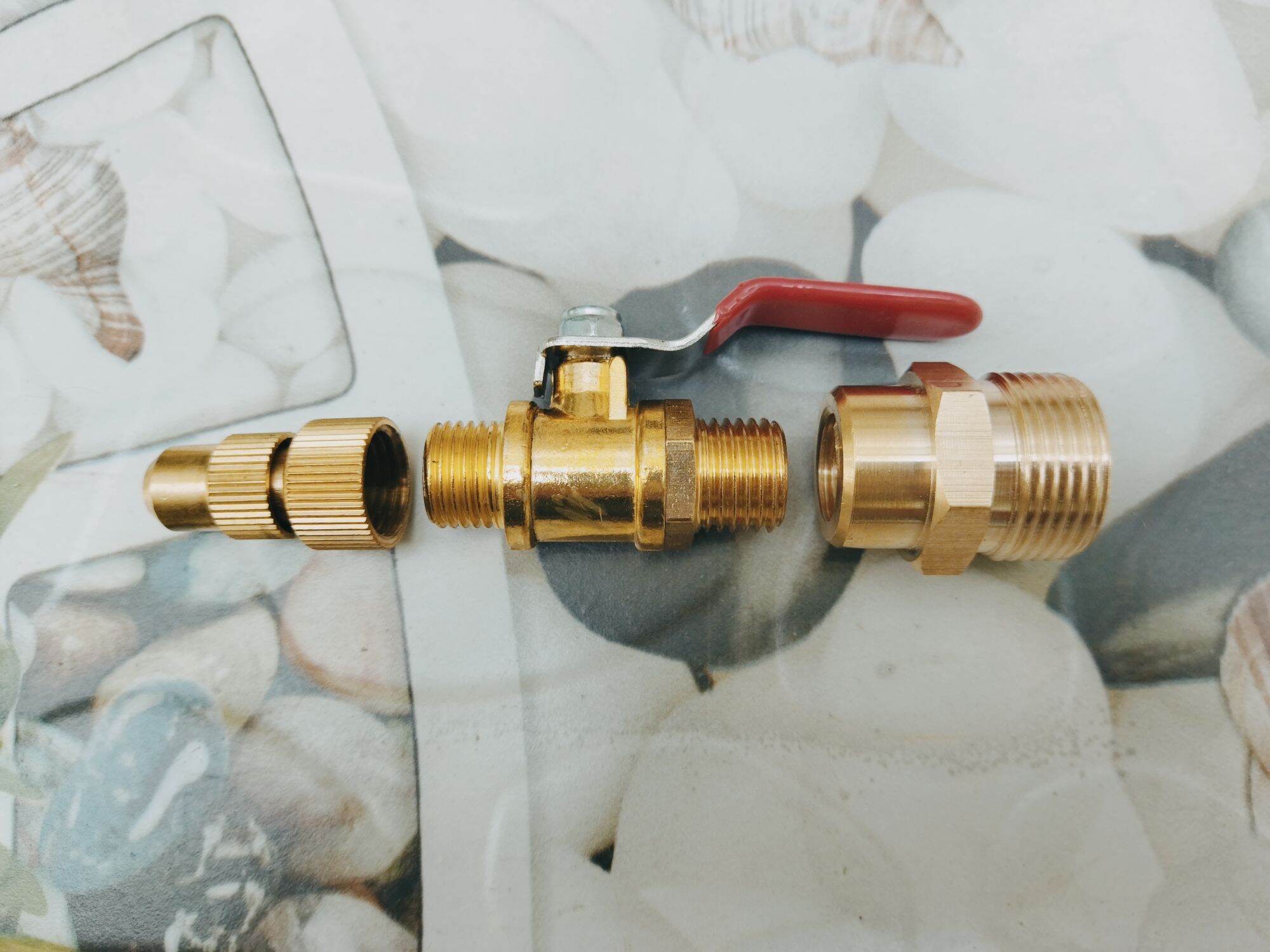 Béc vệ sinh máy lạnh và rửa xe có chỉnh tia nước.