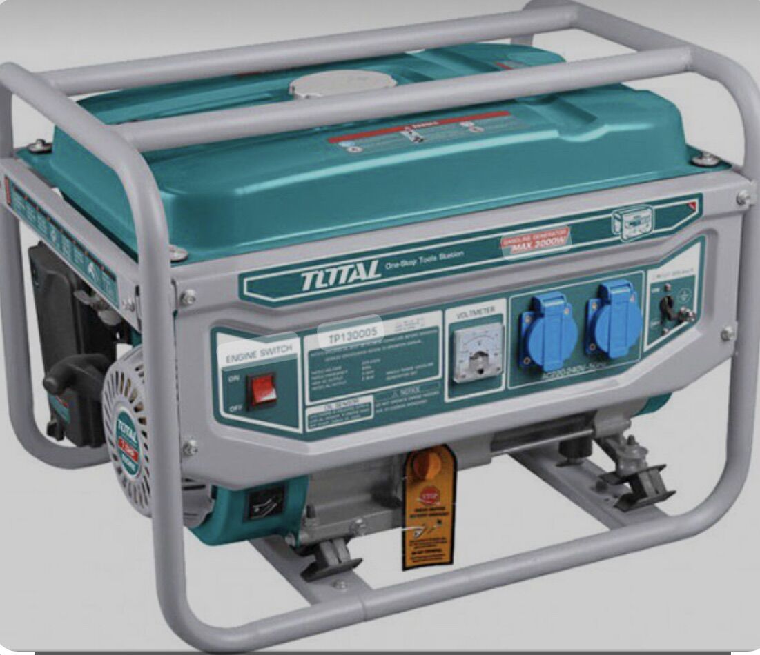Máy phát điện dùng xăng 3.0kw total tp130005