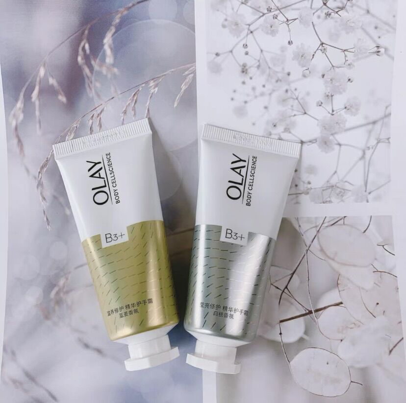Kem dưỡng da tay Olay B3