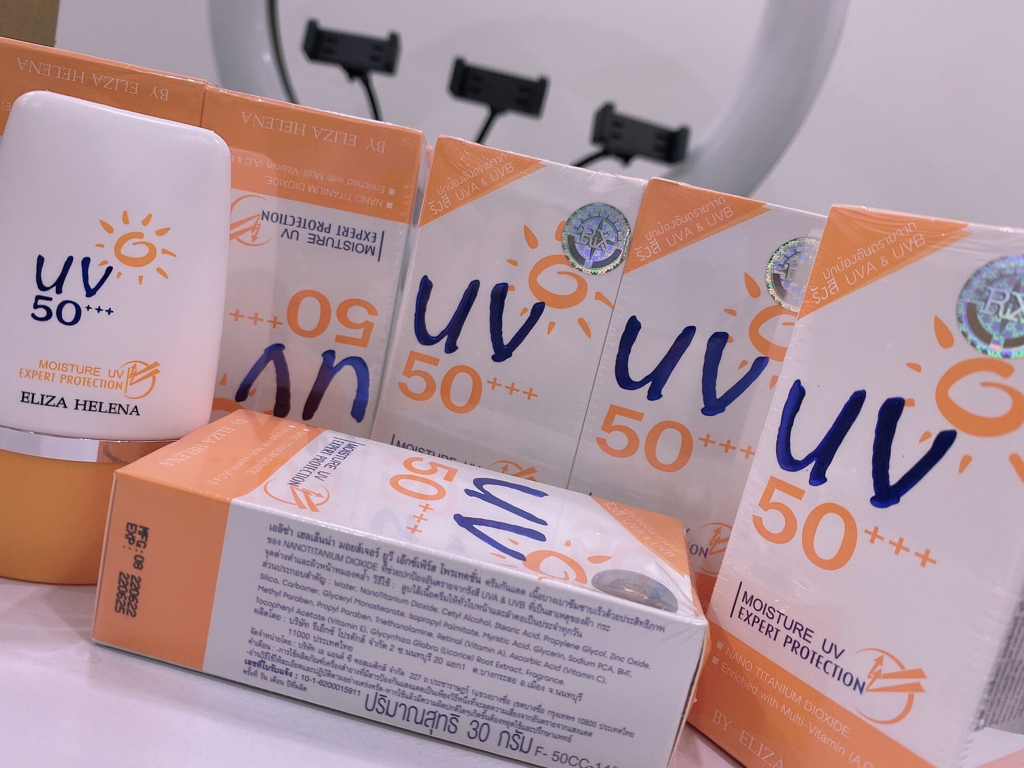 Kem chống nắng uv50++ hàng xách tay thái lan