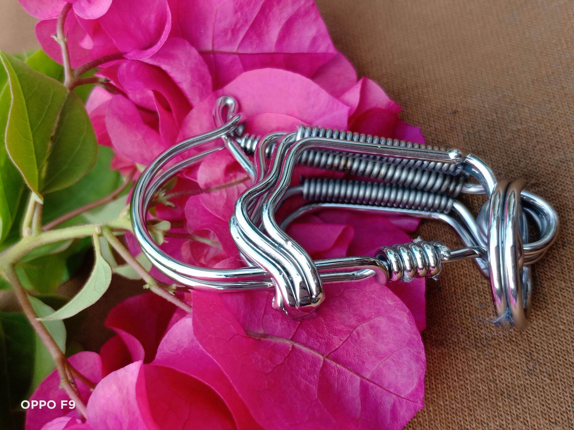 Móc khoá inox ..uốn thủ công