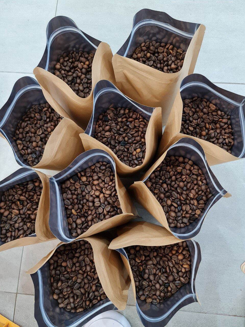 Cafe rang mộc. 70% Robusta & 30% Arabica
