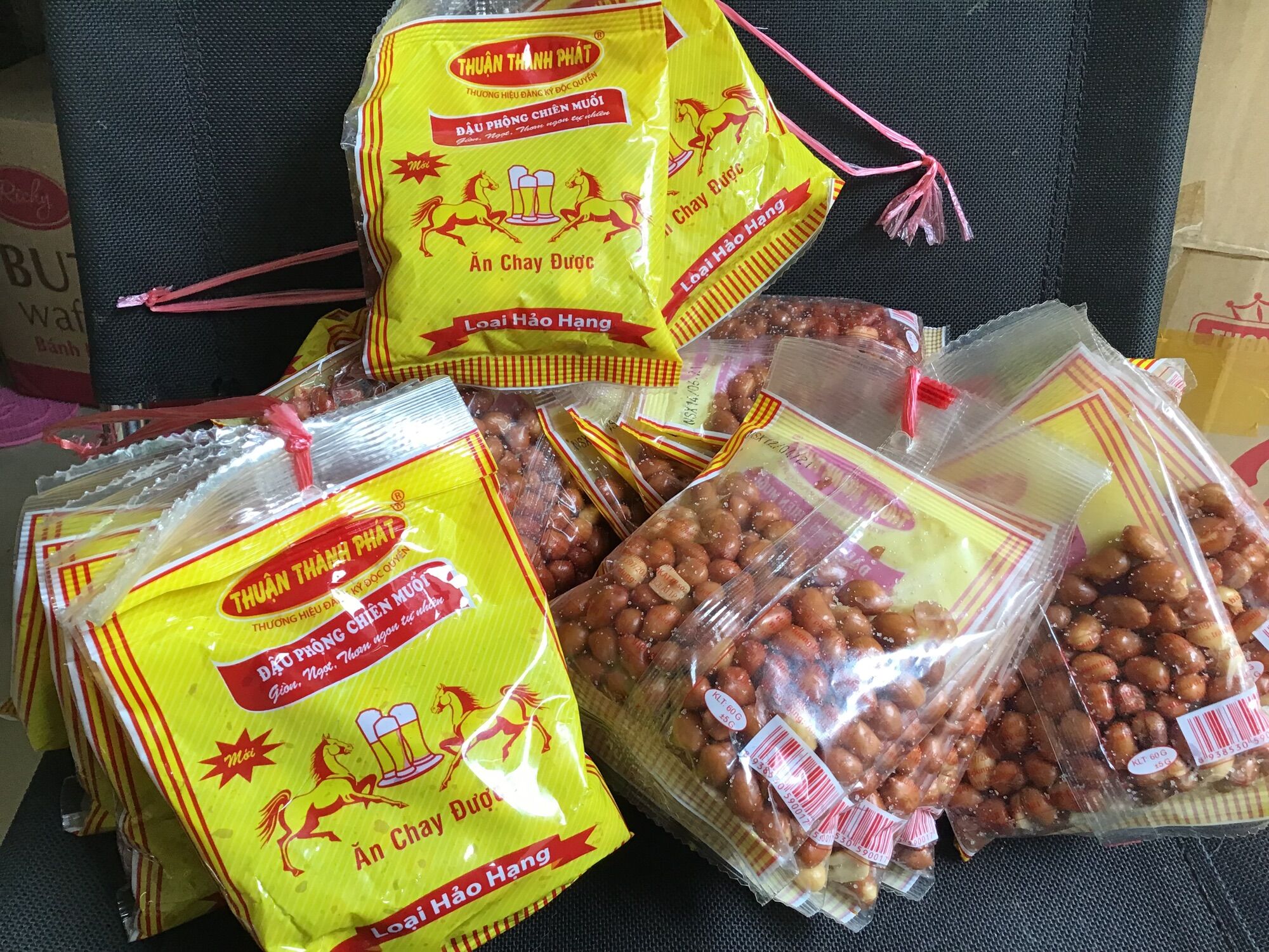 (NGON NGON) COMBO 10 Gói/5 gói đậu phộng muối ăn liền( 60gr/gói)