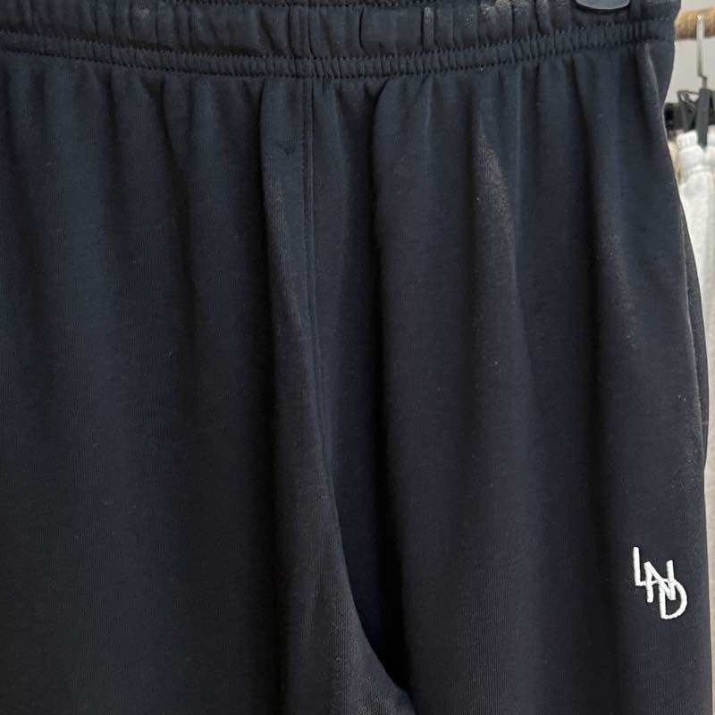 Quần Jogger basic đen xám trắng ống bo Lou Pants Lnd