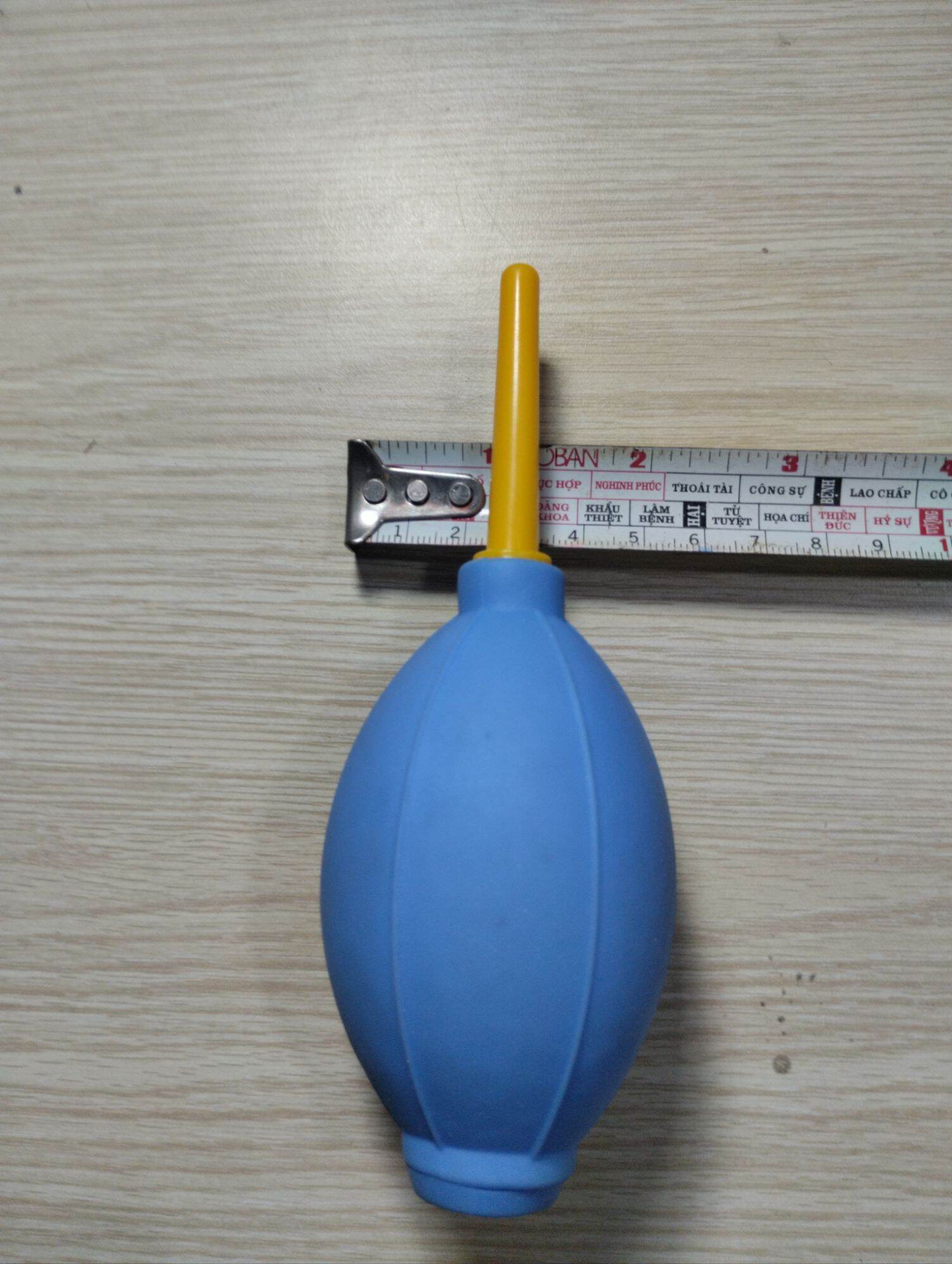 Bóng bóp cao su thổi bụi
