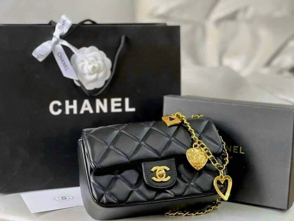 Chanel Makeup  Beauty Holiday Gift Sets  Holiday gift sets Chanel makeup  Chanel gift sets