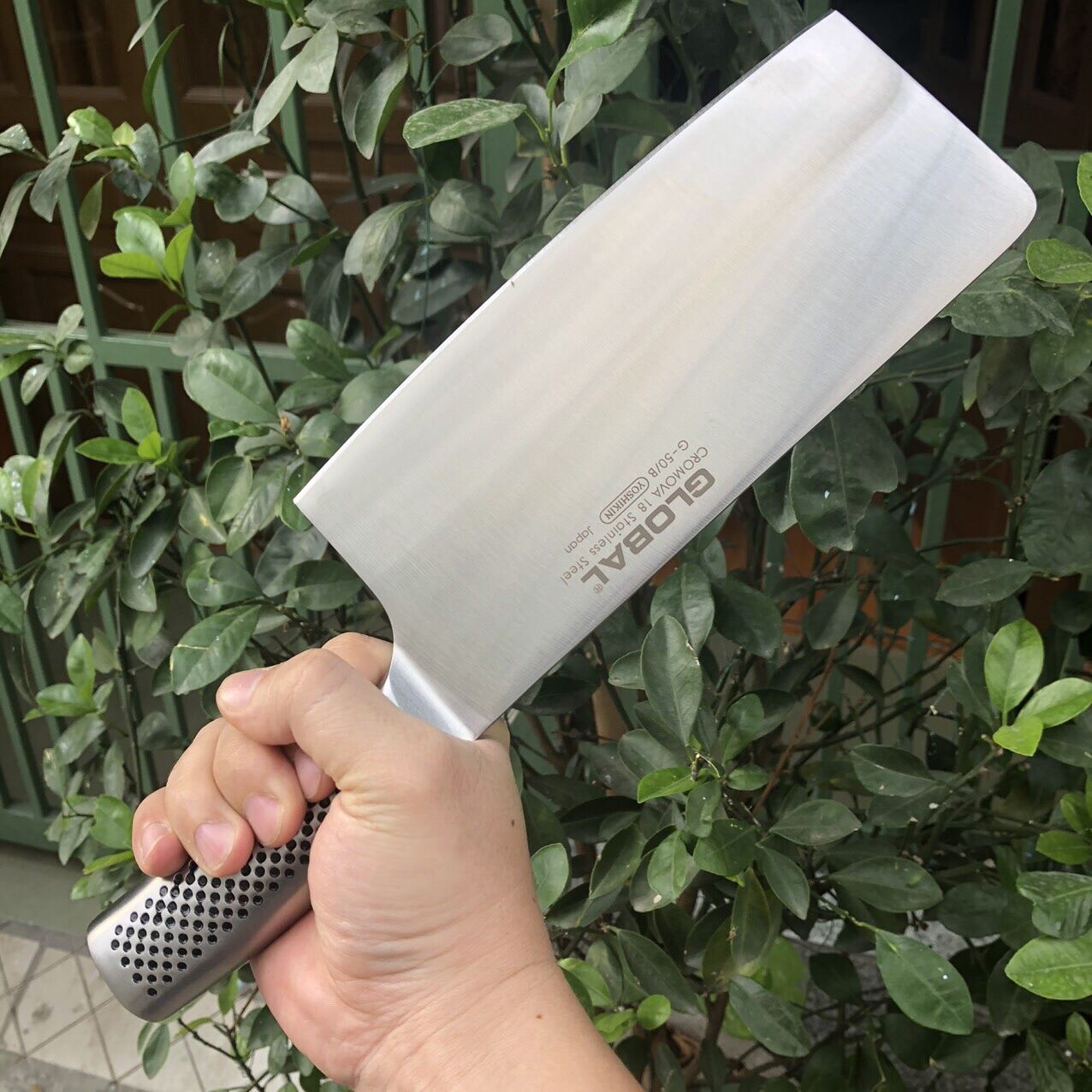 Dao chặt xương của Nhật hiệu global, nặng 450g, dài 30cm, sắc bén, không rỉ