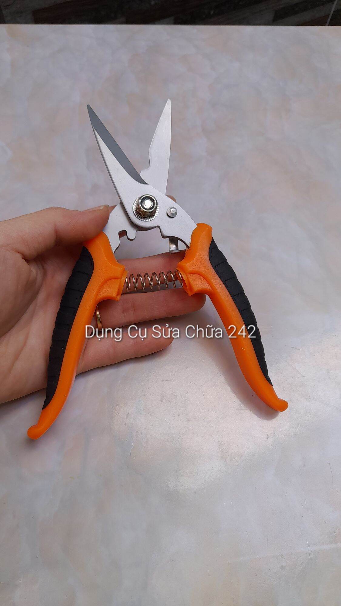 Kéo cắt tỉa cành Kapusi