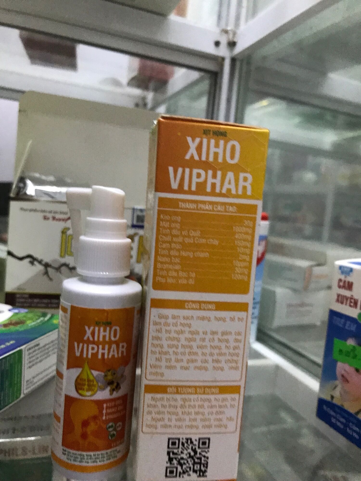 Xịt họng keo ong nano bạc 50 ml