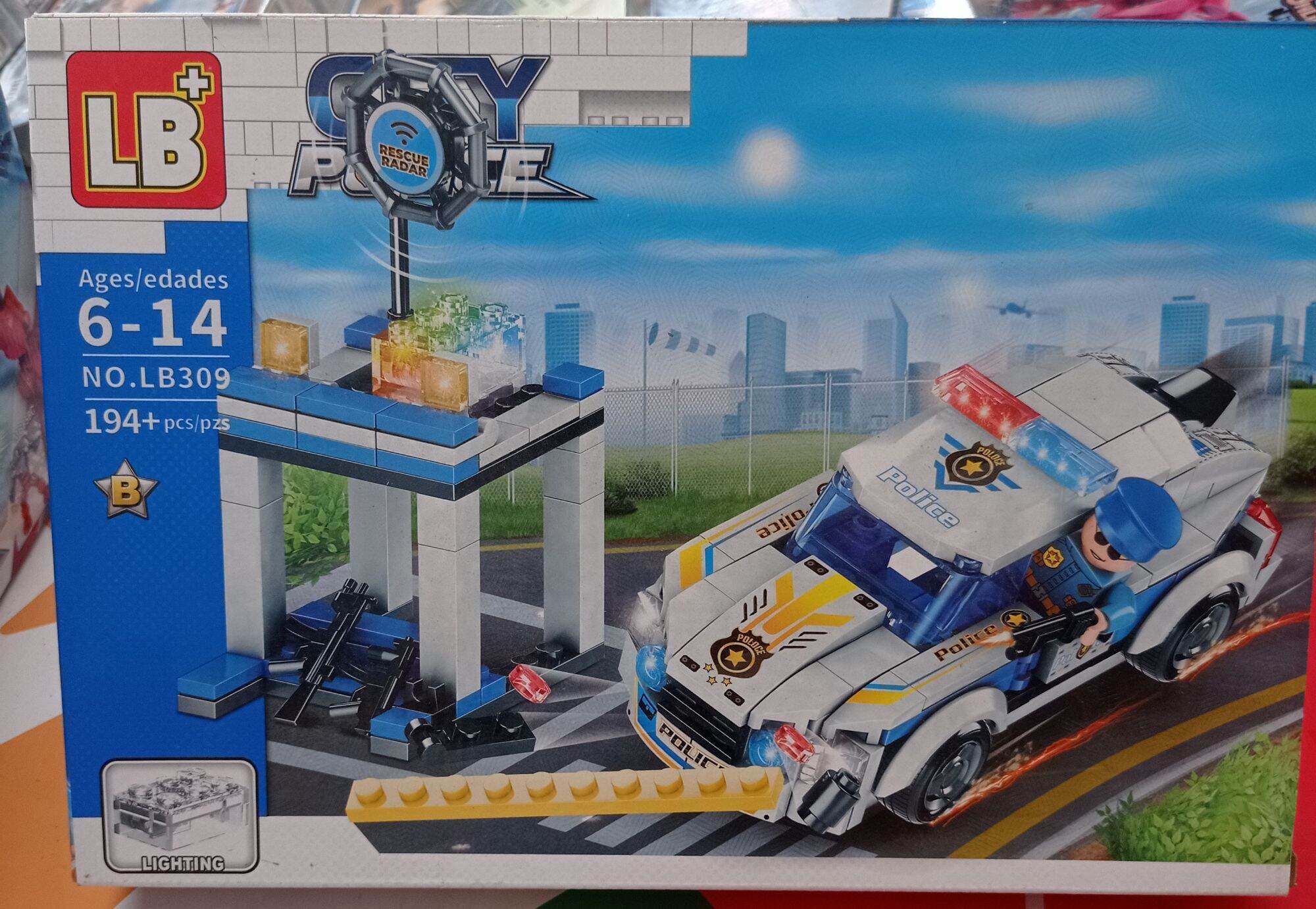 Bộ đồ chơi Lego cảnh sát cho bé B