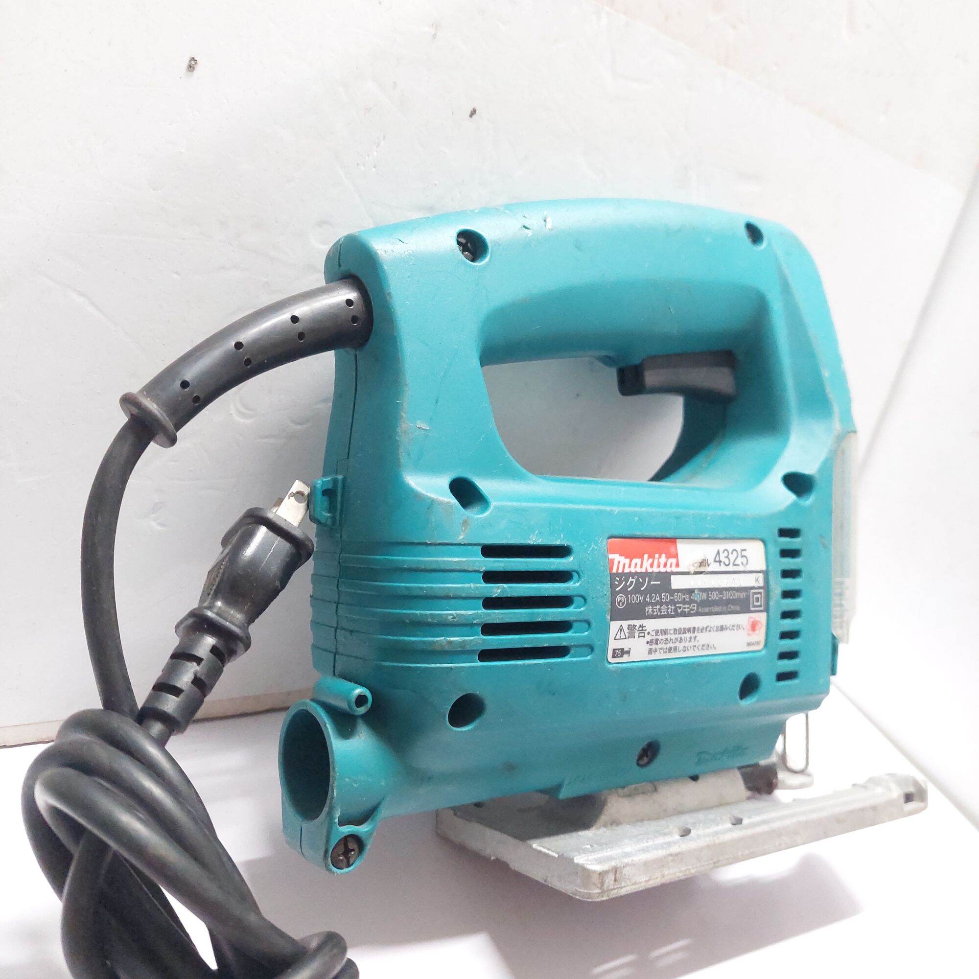 MÁY CƯA LỌNG MAKITA NHẬT ĐỀU TỐC 6 SỐ 400W ĐIỆN 100V
