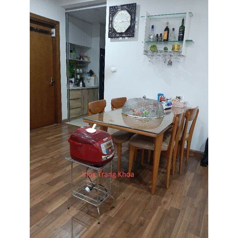 Kệ inox để nồi cơm hình bầu dục có bánh xe