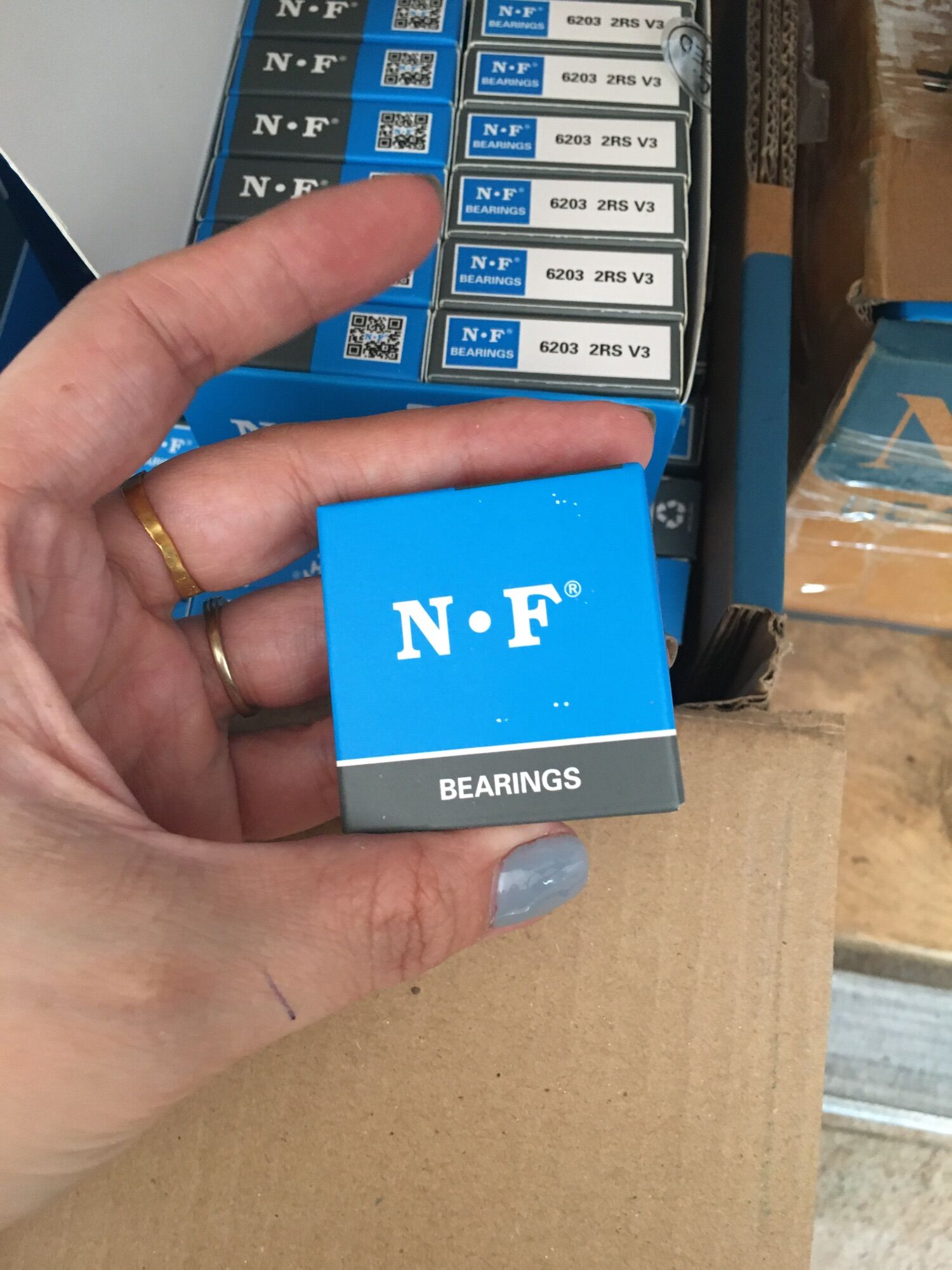 Vòng bi bạc đạn 6200,6201,6202,6203,6204,6205 2rs N.F nhat