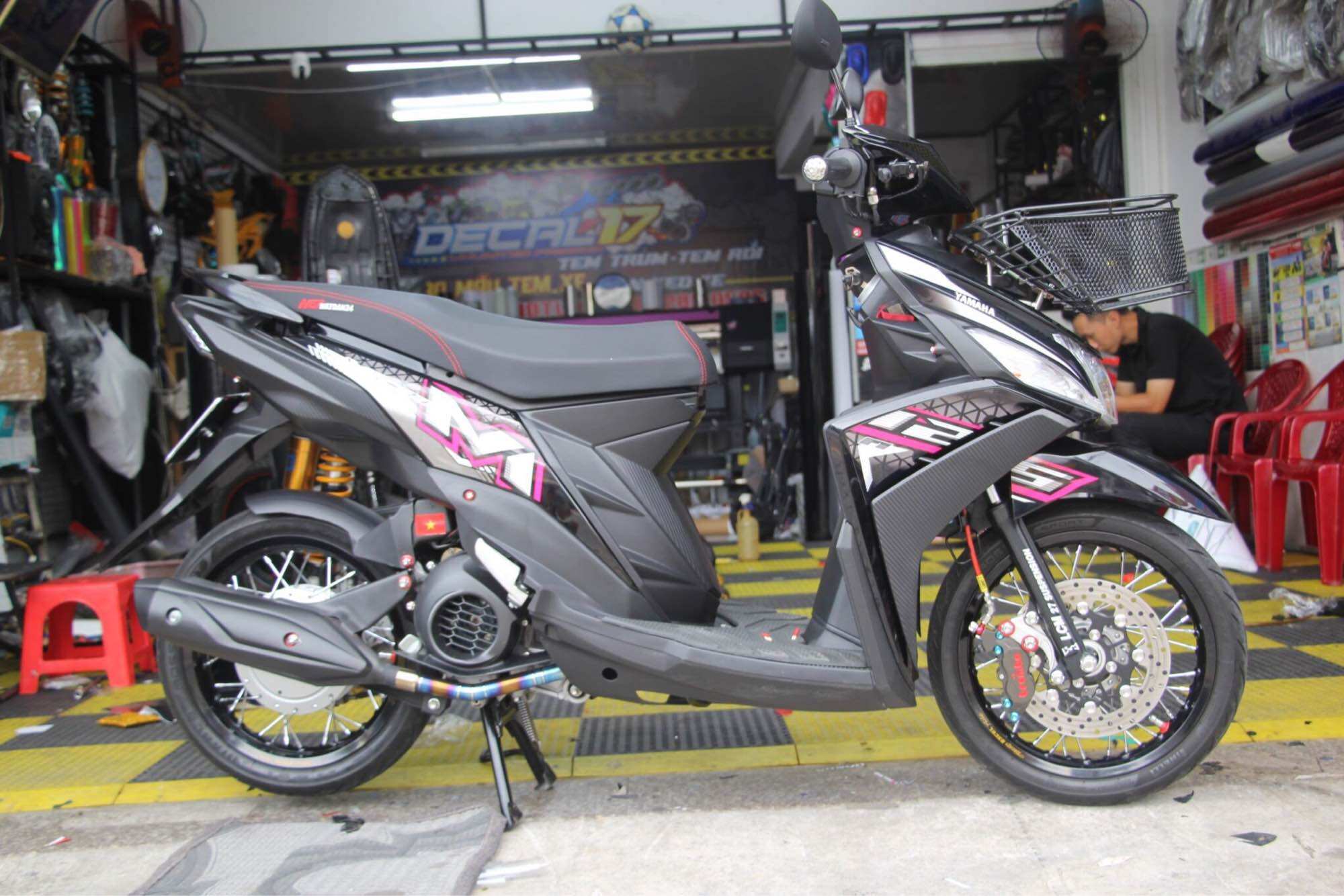 Tem mio m3 đen đẹp