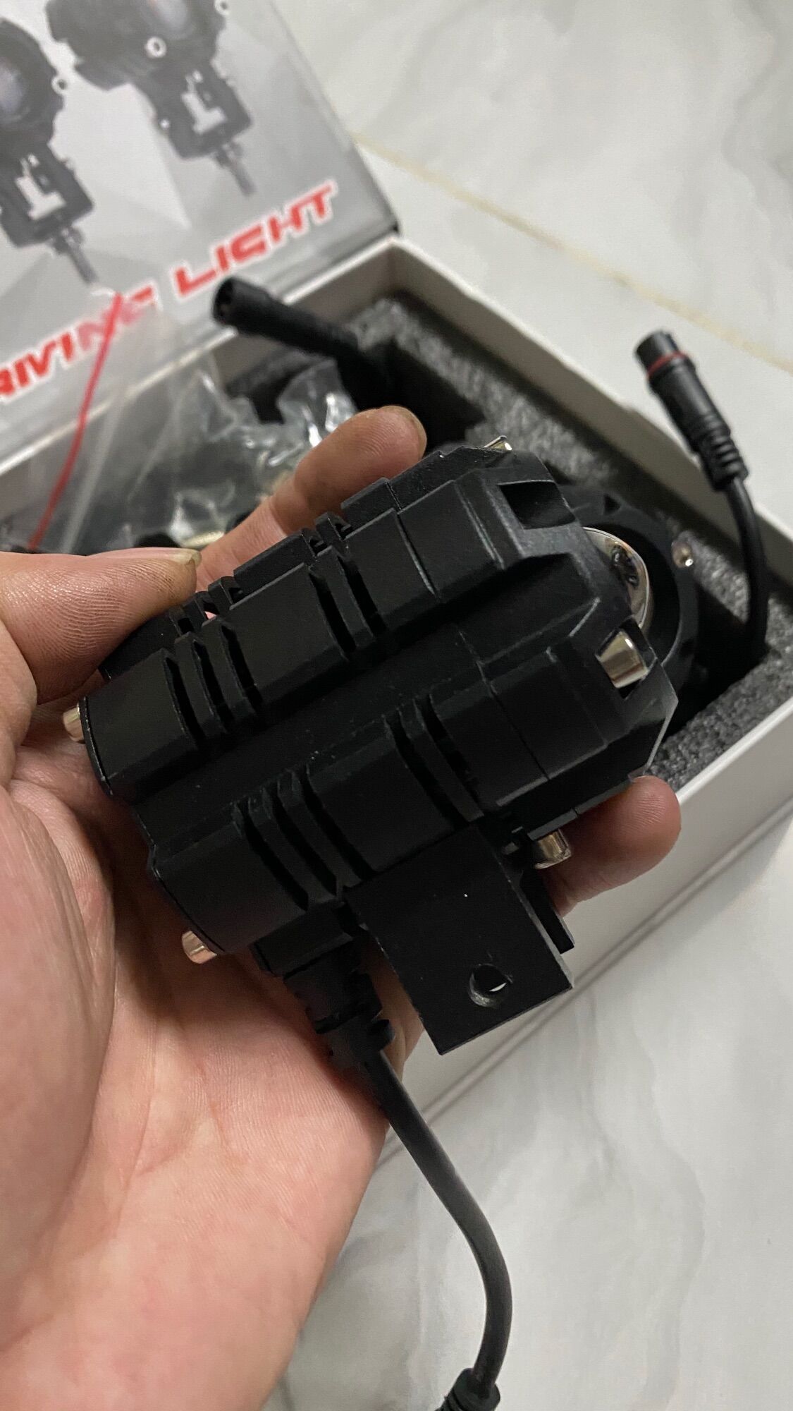 đèn trợ sáng Z35 siêu sáng có hộp driver.
