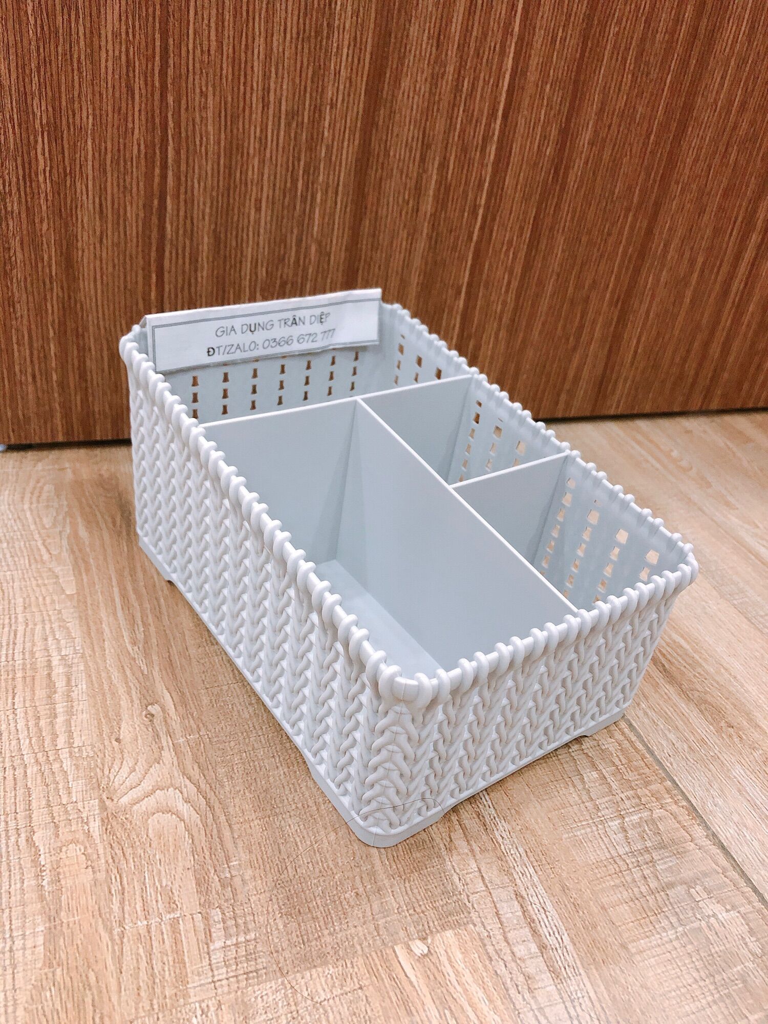 Khay nhựa 4 ngăn đan cao cấp 233