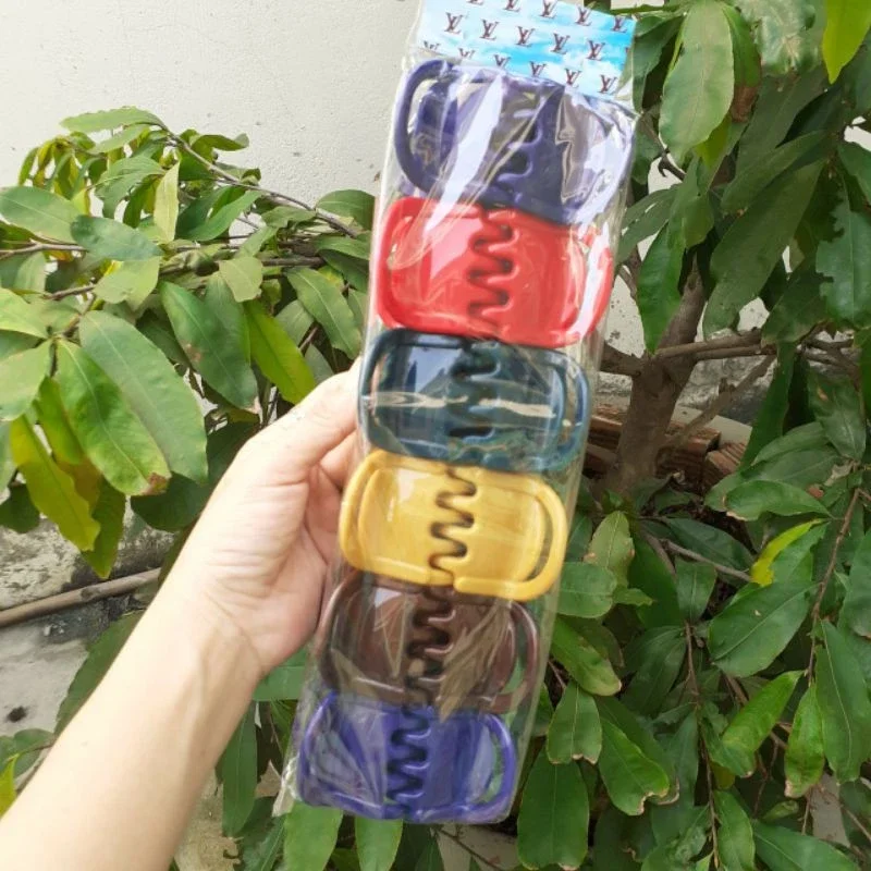 Kẹp tóc 8 răng nhựa mềm (được chọn màu)