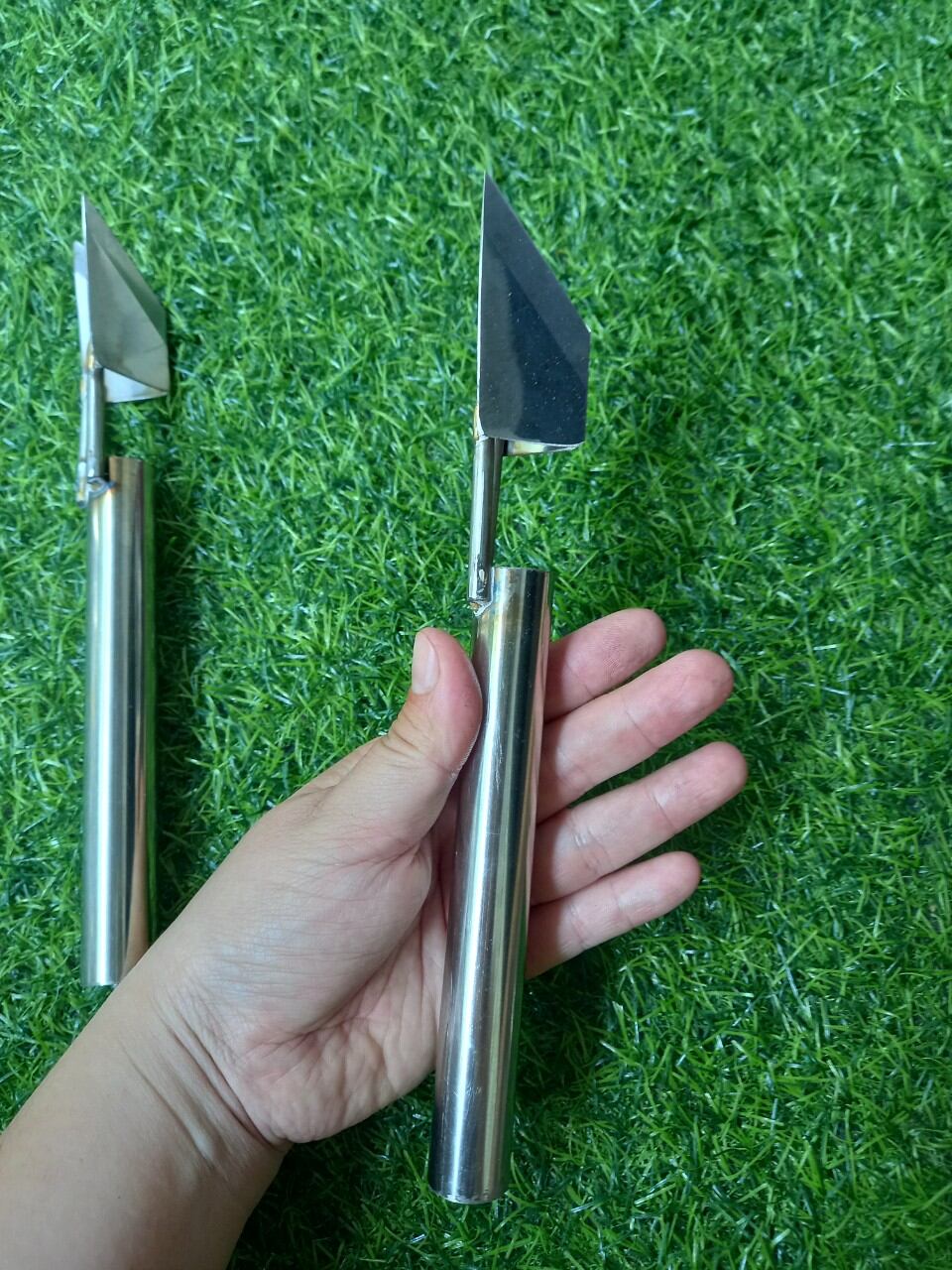 dao gọt  mắt  khóm