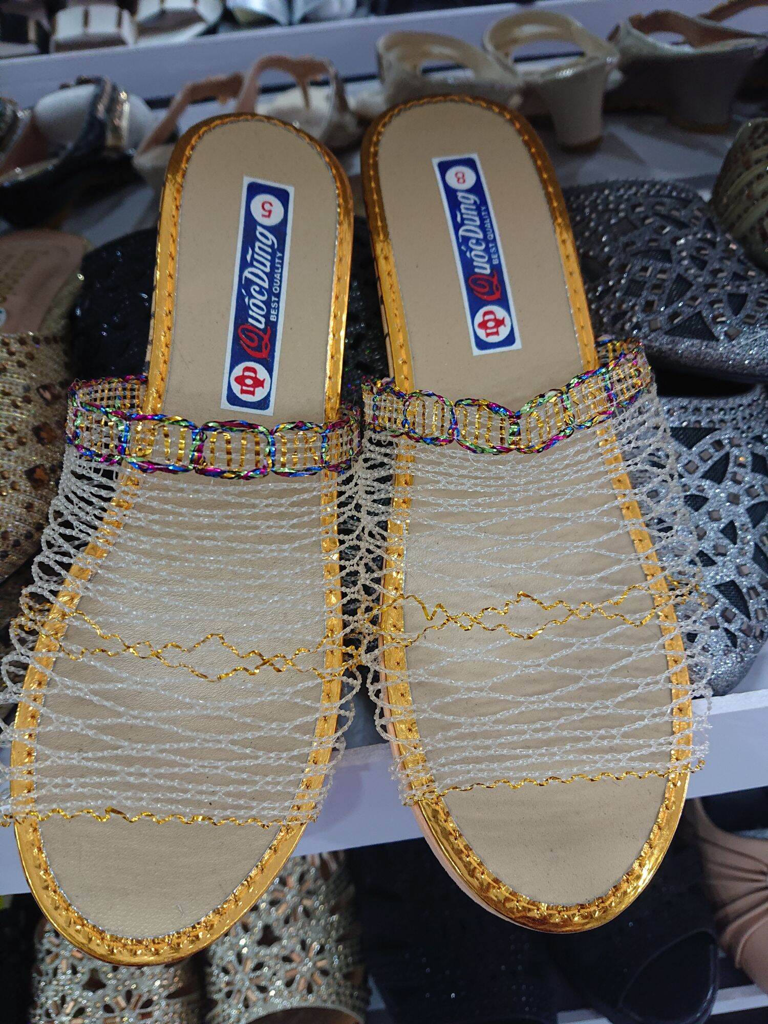 Dép lướ siêu nhẹ i cho mẹ cho bà