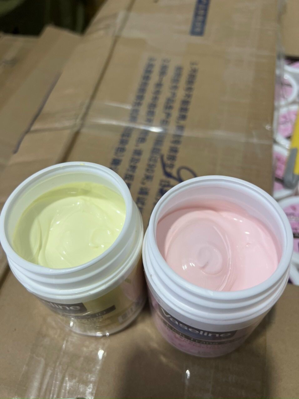Kích trắng Vaseline x10