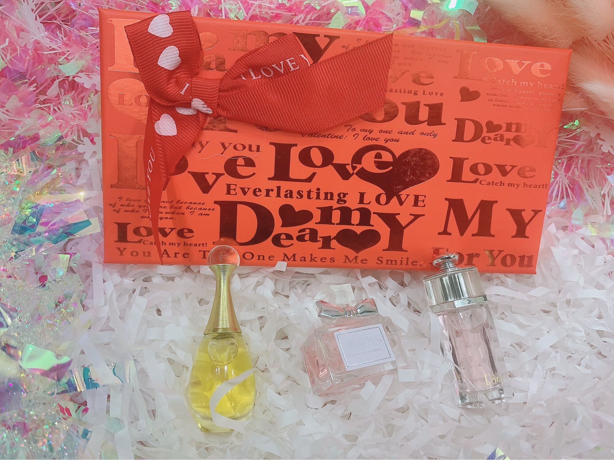 Set 4 chai nước hoa Dior, mẫu nơ đỏ