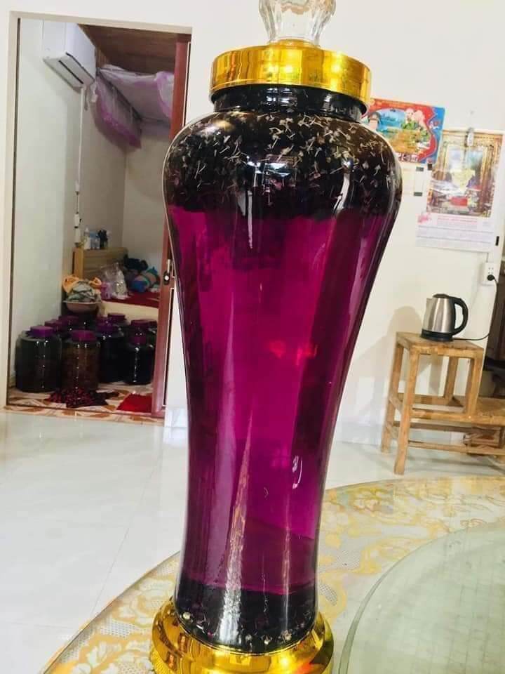 HẮC KỈ TỬ NINH HẠ LOẠI TO 1KG